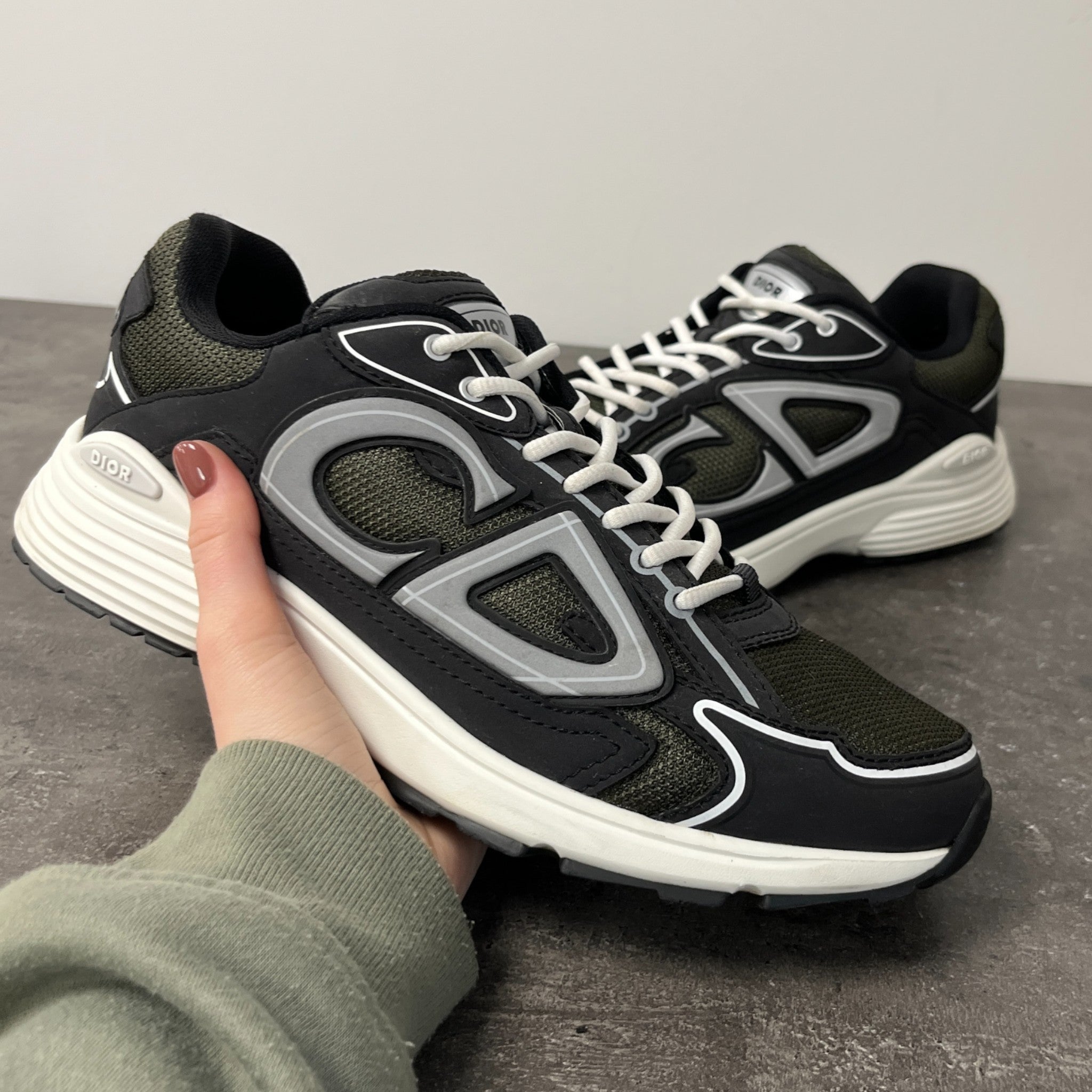 Men's B30 Low Trainers Khaki Size EU 41 / UK 7