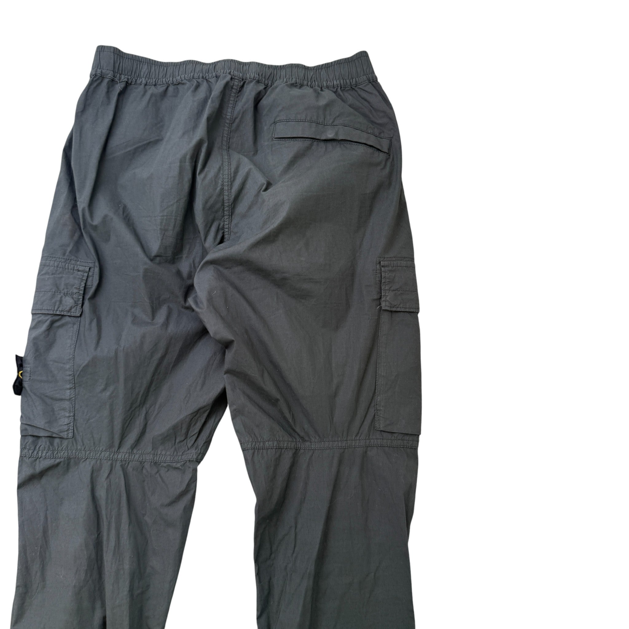 Men's Applique Logo Cargos Grey Size Waist 30"