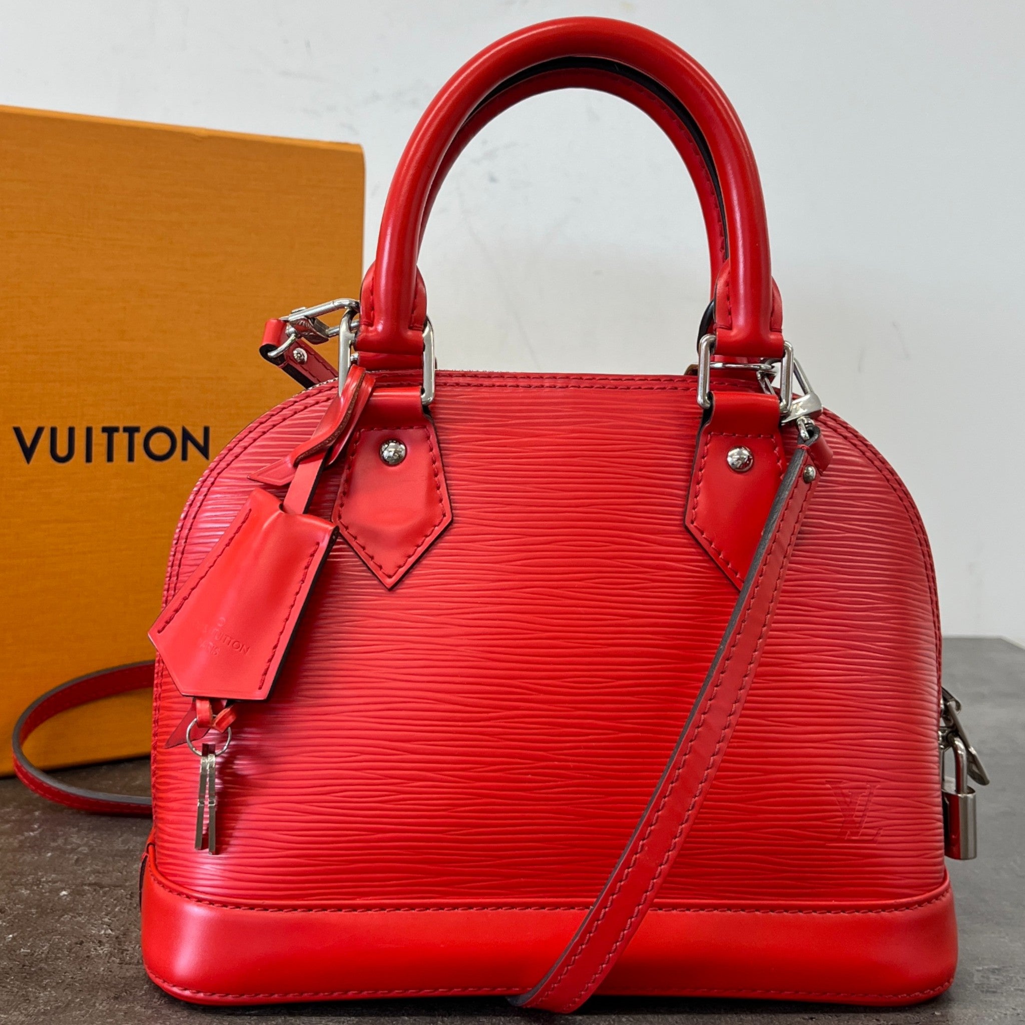Women's Epi Leather Alma Bb Bag Red