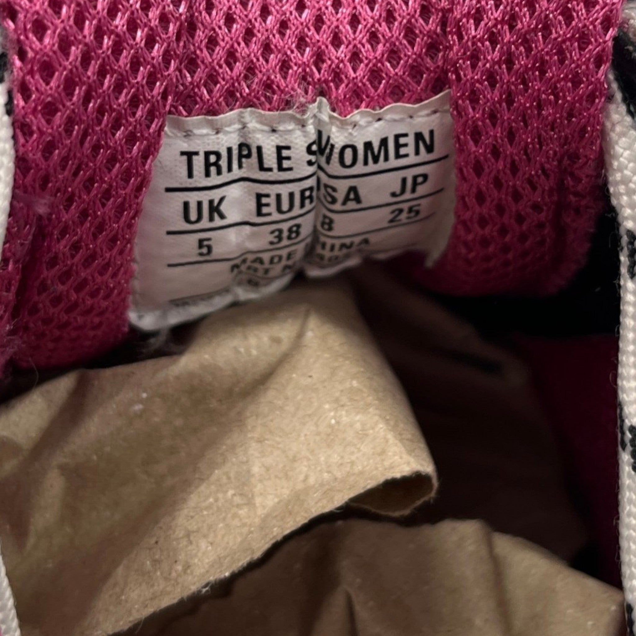 Women's Triple S Low Trainers Pink Size EU 38 / UK 5