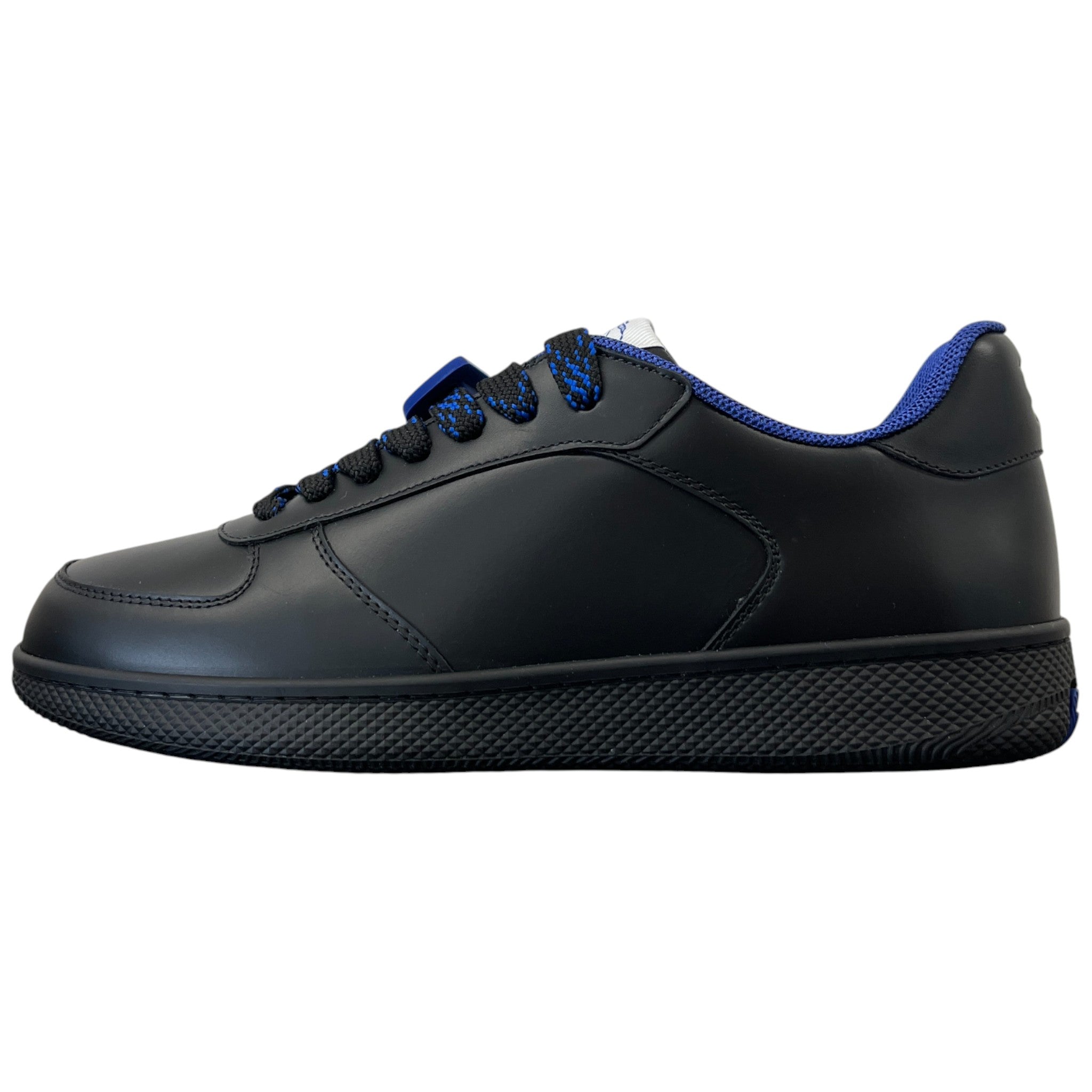 Men's Terrace Low Trainers Black Size EU 41 / UK 7