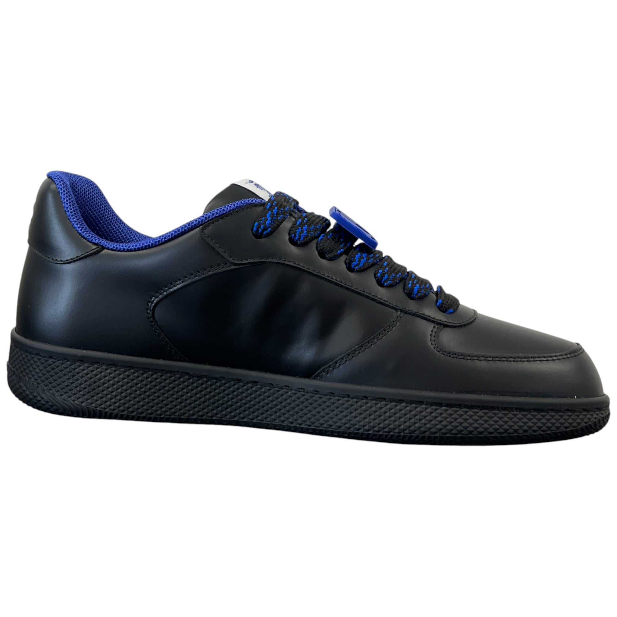 Men's Terrace Low Trainers Black Size EU 41 / UK 7