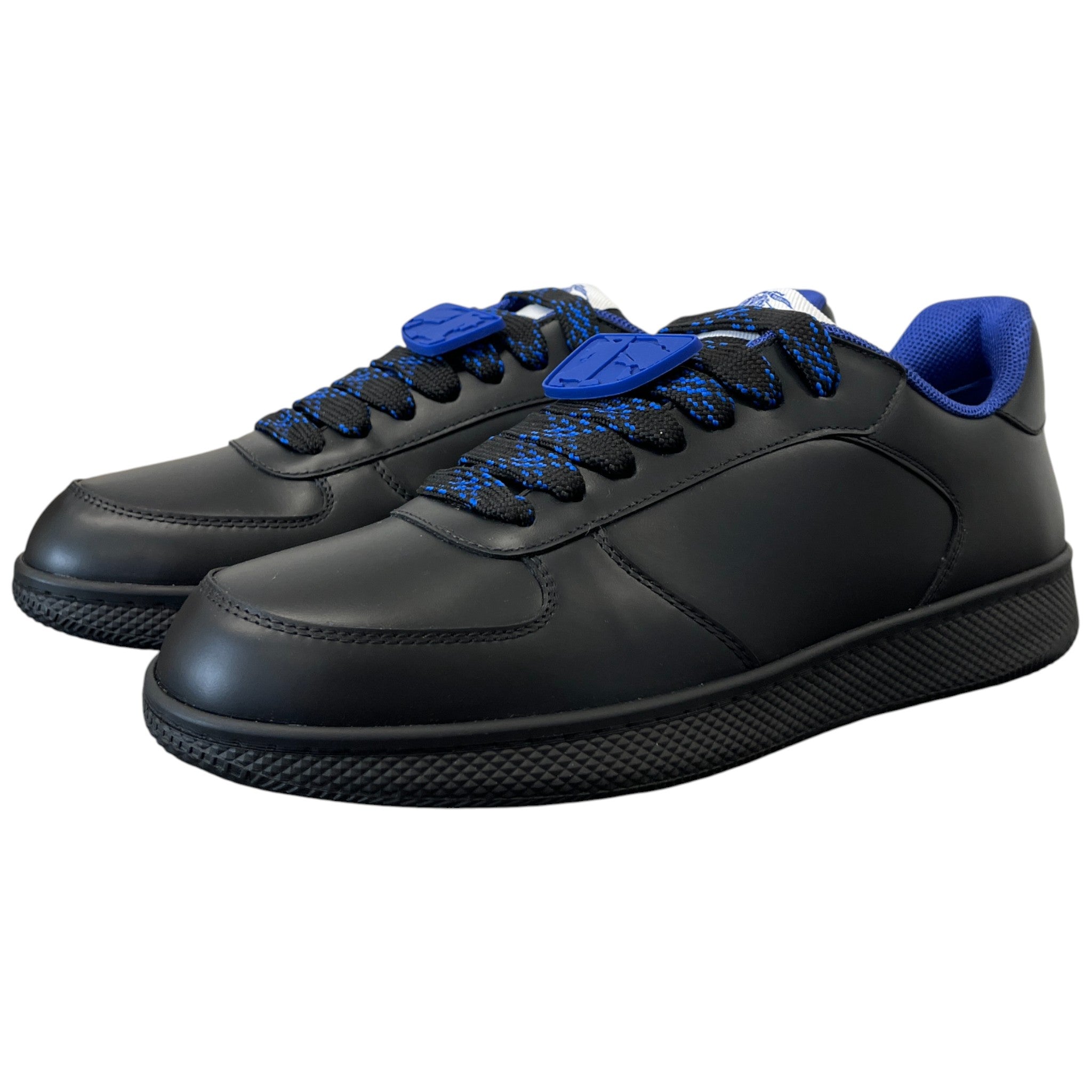 Men's Terrace Low Trainers Black Size EU 41 / UK 7