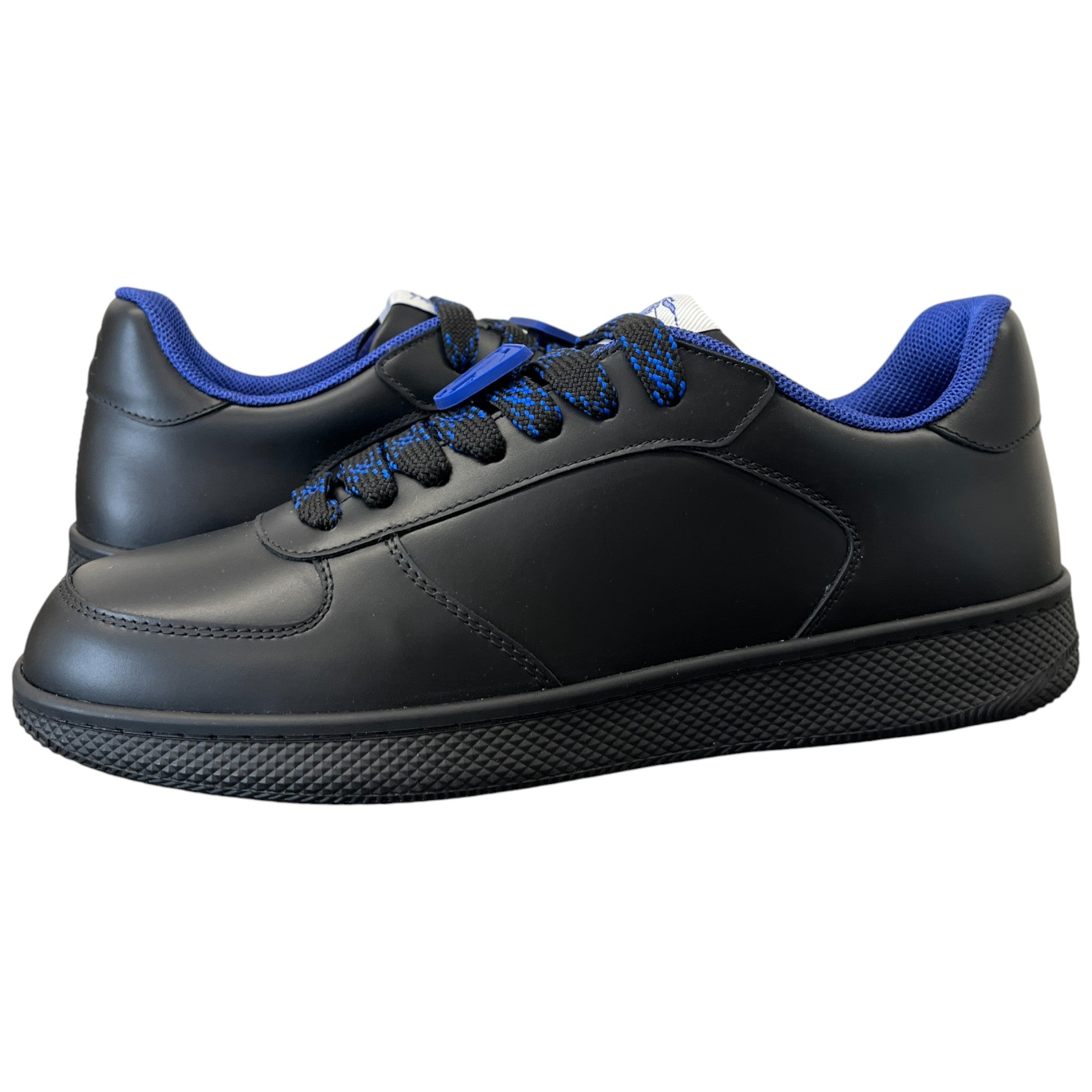 Men's Terrace Low Trainers Black Size EU 41 / UK 7