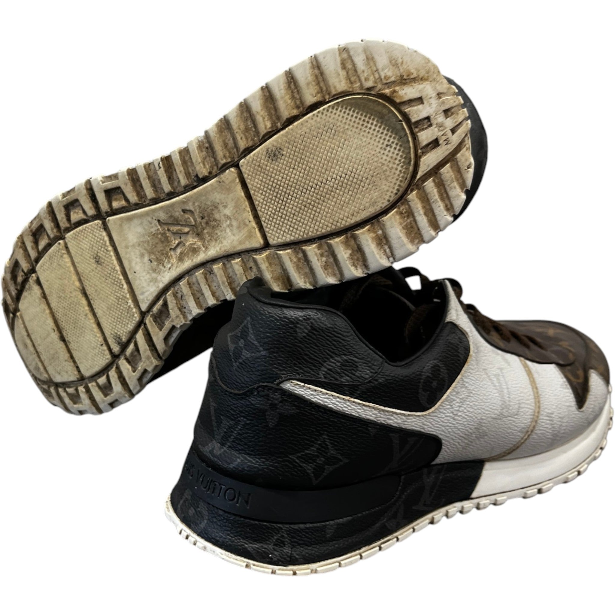 Men's Monogram Run Away Low Trainers Brown Size EU 42 / UK 8