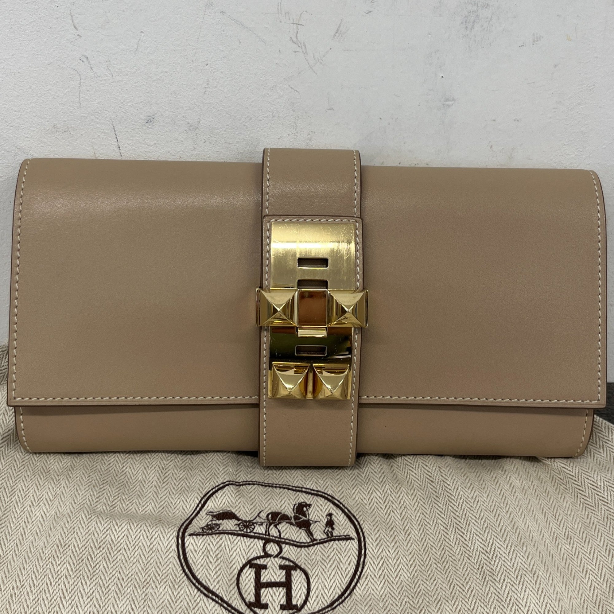 Women's Medor 23 Clutch Beige