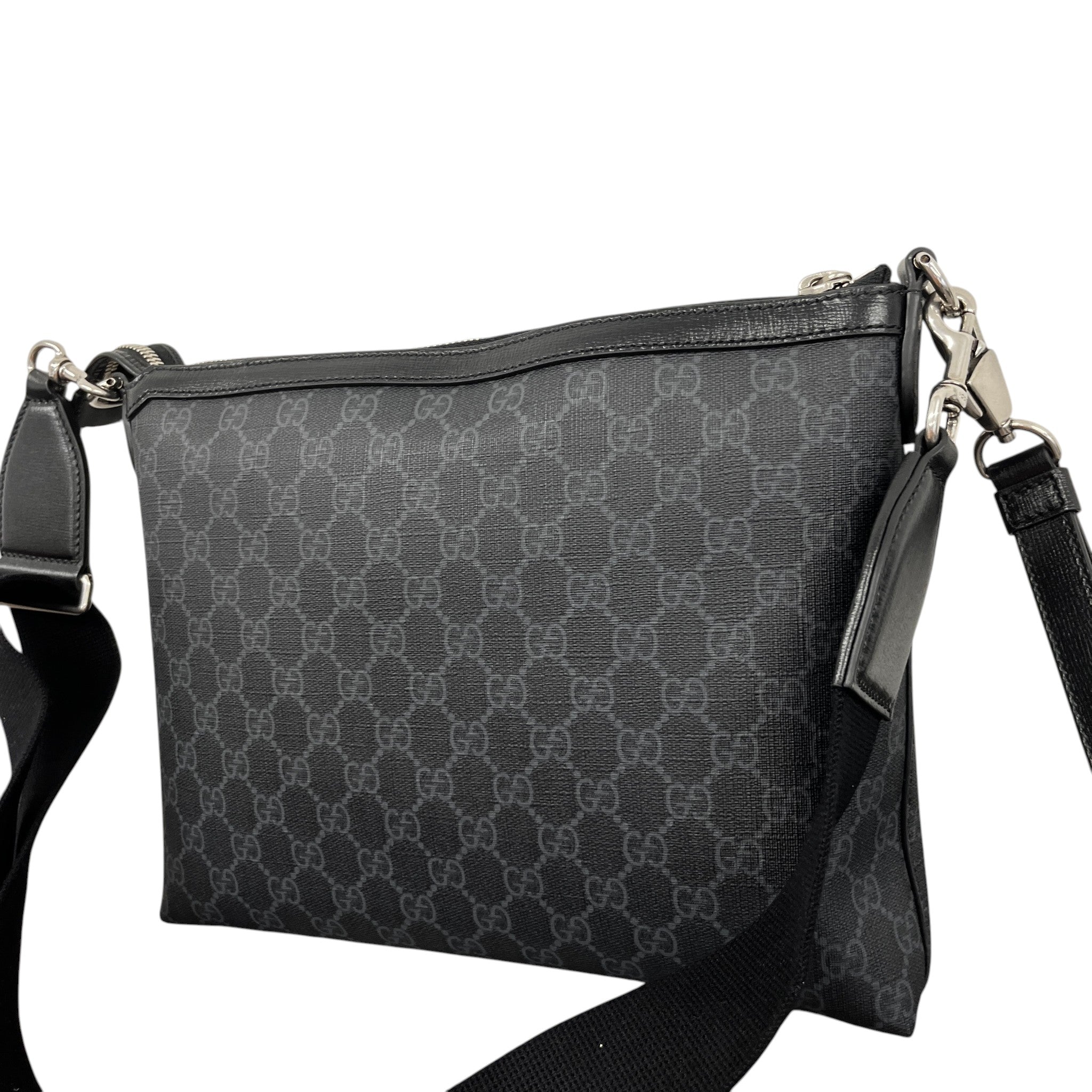 Men's Gg Supreme Crossbody Bag Black