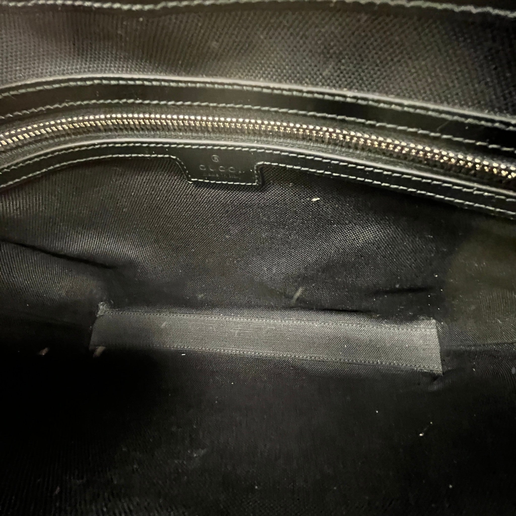 Men's Gg Supreme Crossbody Bag Black