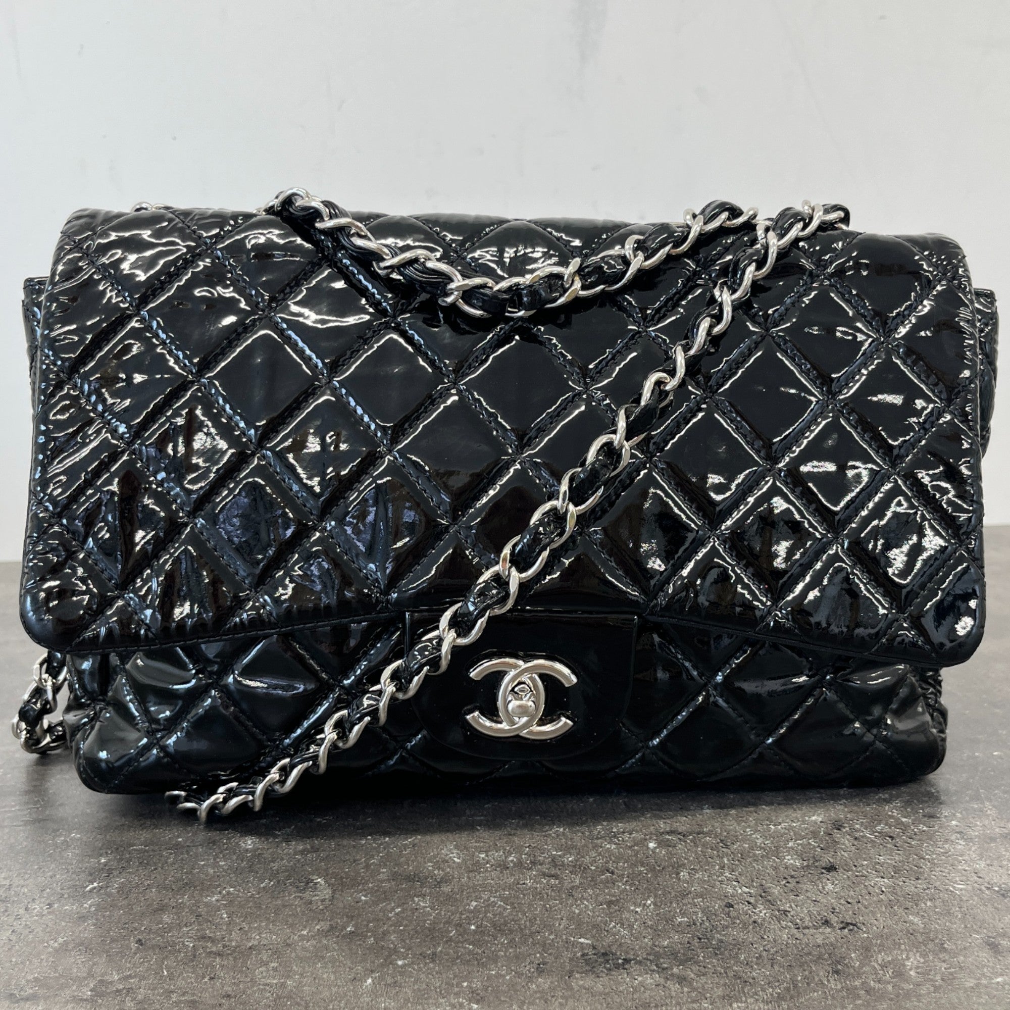 Women's Patent Single Flap Bag Black