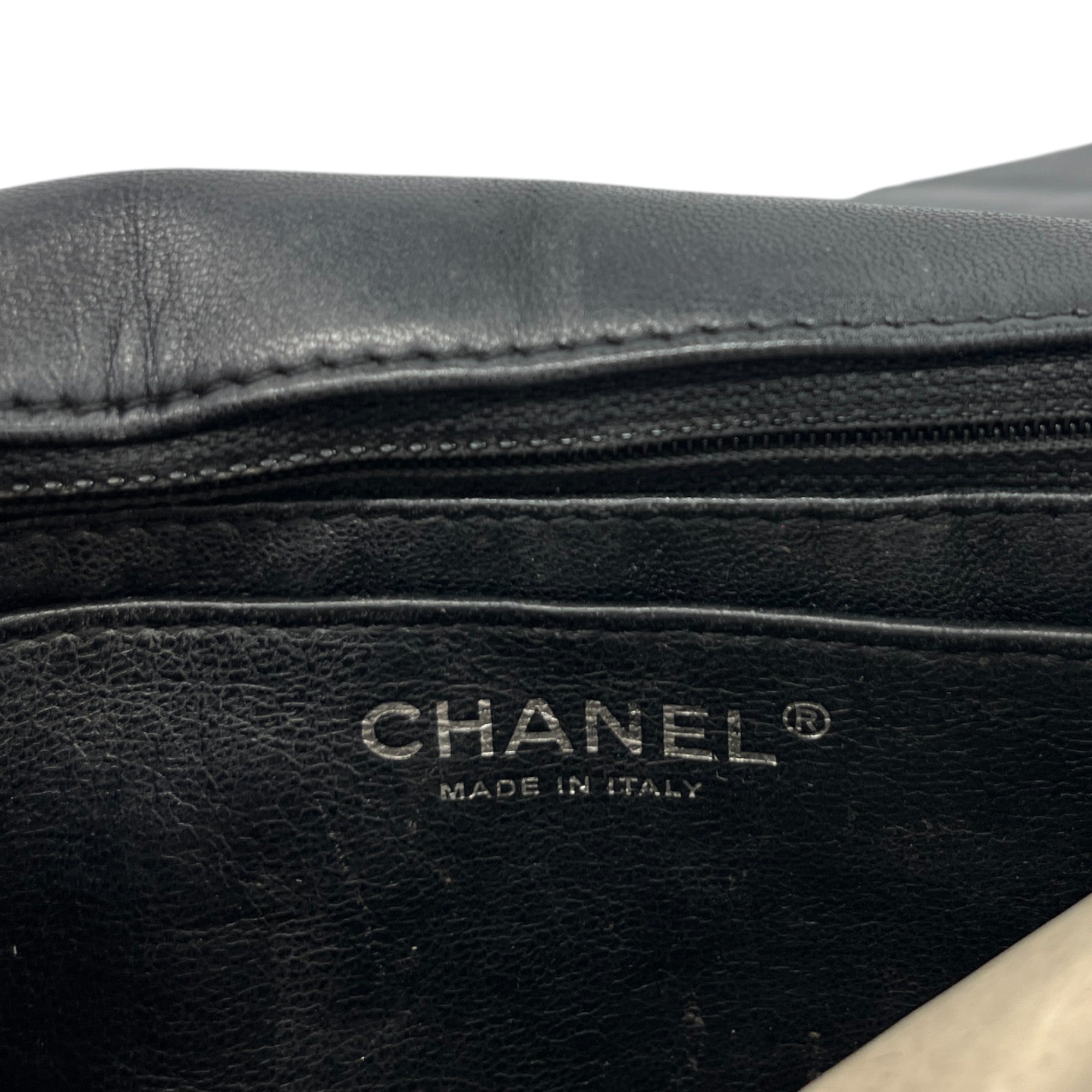 Women's Patent Single Flap Bag Black