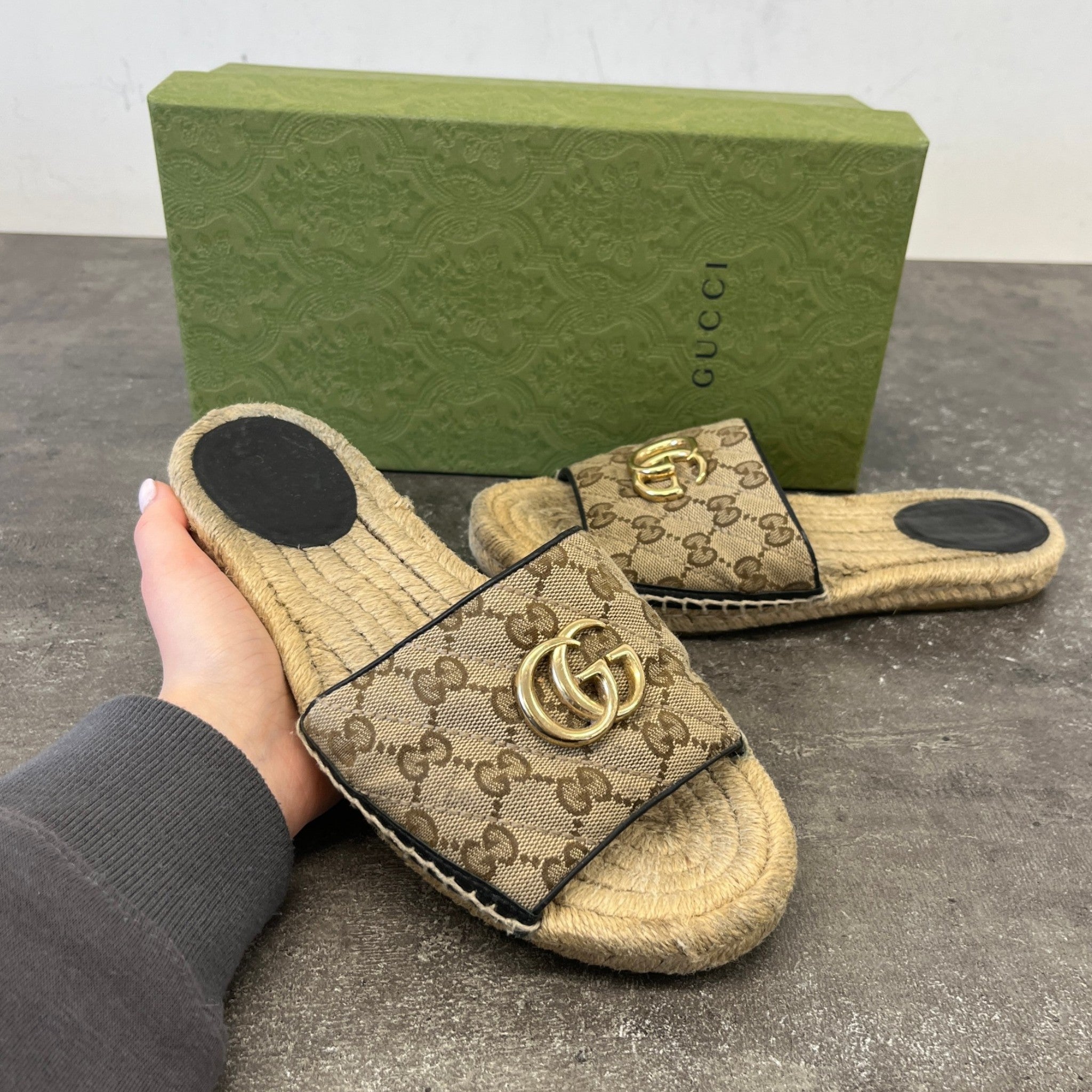 Women's Gg Supreme Slides Beige Size EU 38 / UK 5