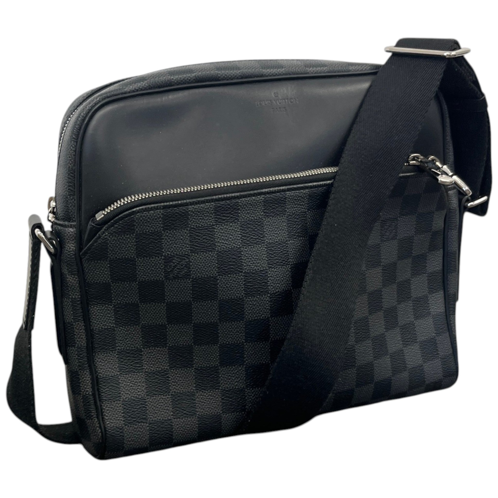Men's Damier Graphite Dayton Reporter Pm Messenger Bag Black