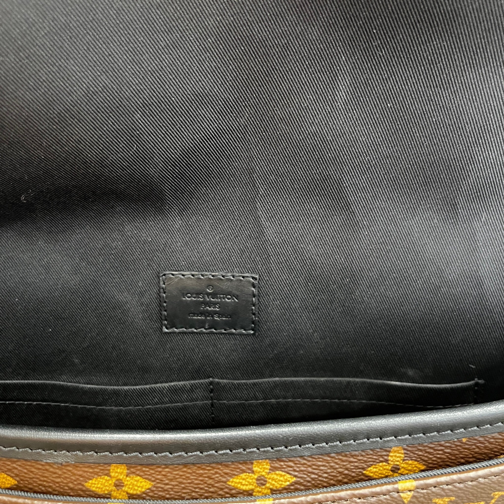 Men's Monogram Macassar Magnetic Messenger Bag Brown