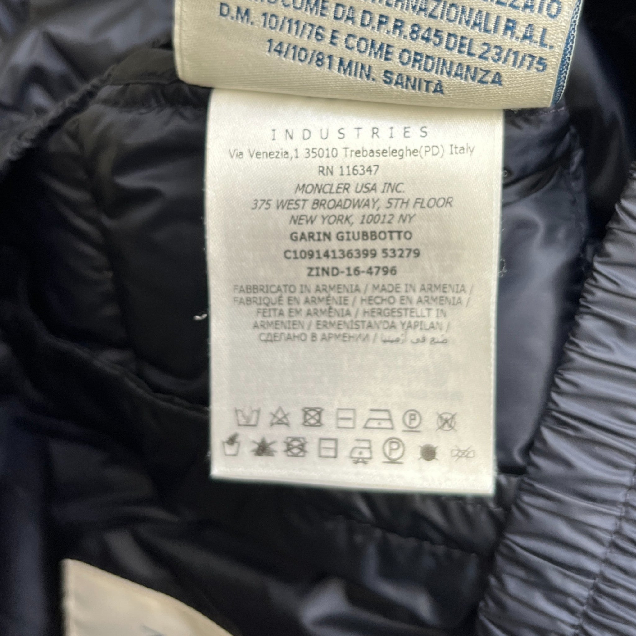 Men's Garin Down Jacket Navy Size 3 / L