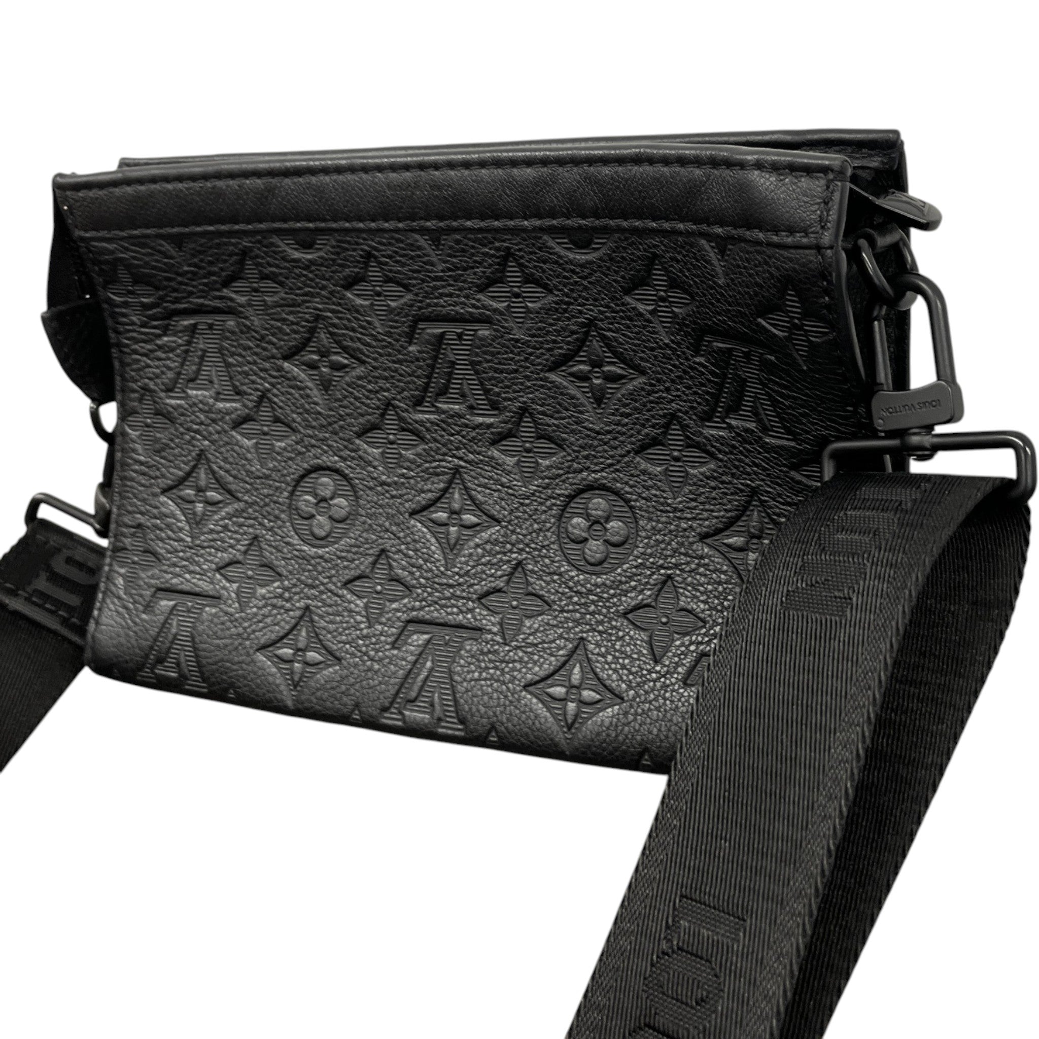 Men's Alpha Wearable Wallet Messenger Bag Black