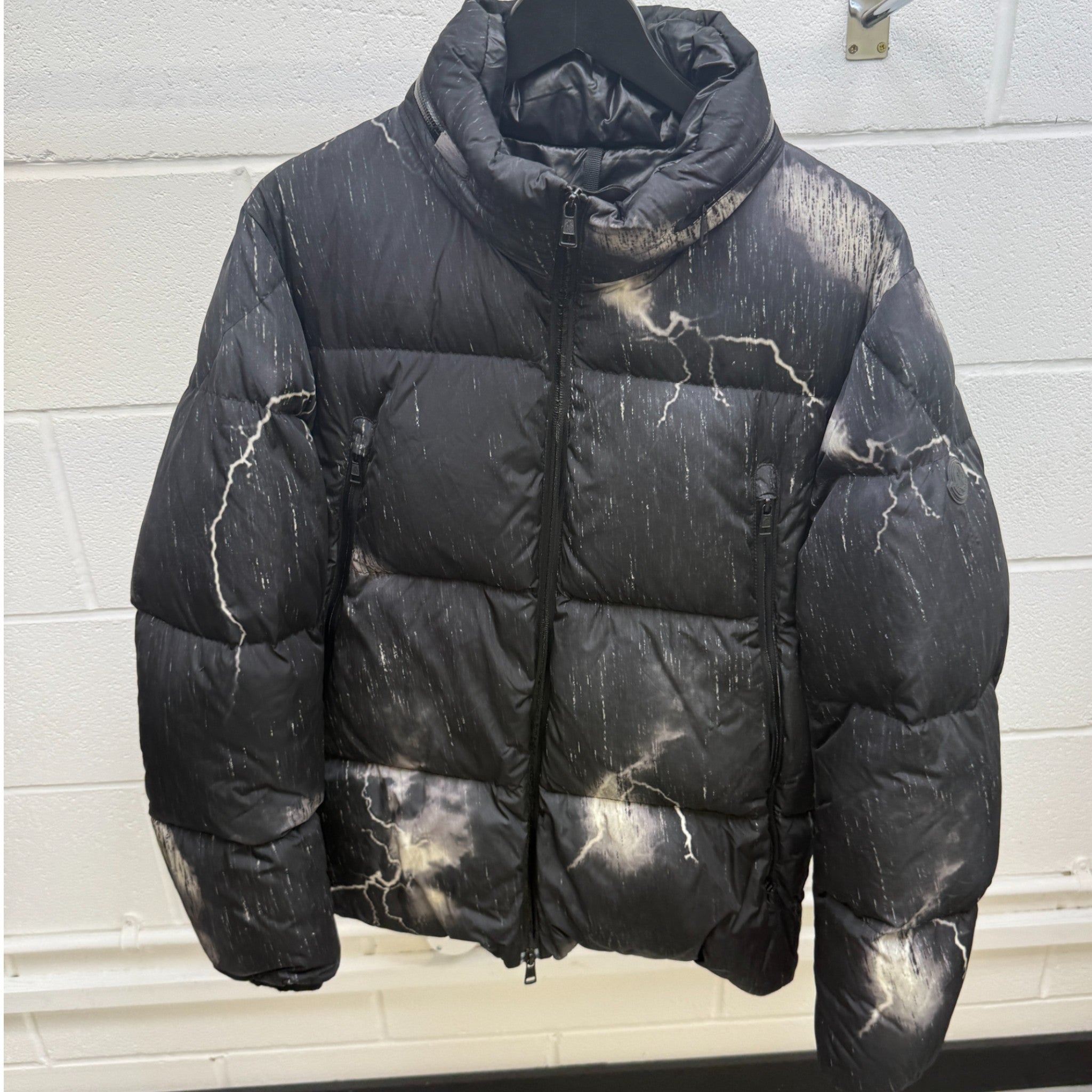 Men's Fabas Down Jacket Black Size 3 / L