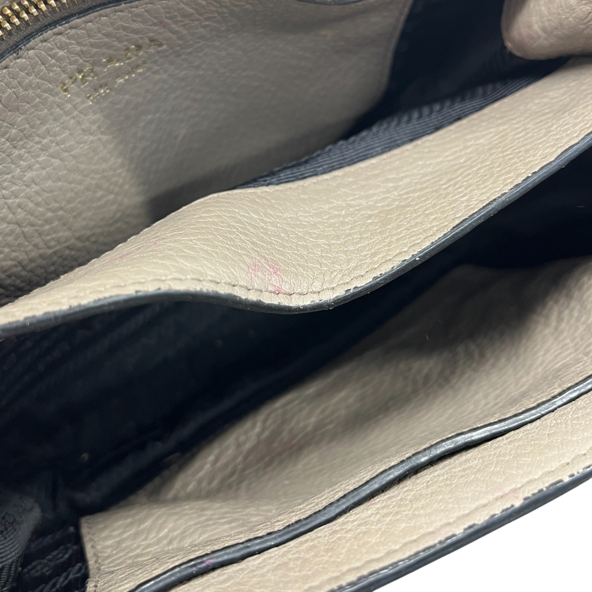 Women's Vitello Daino Handbag Grey