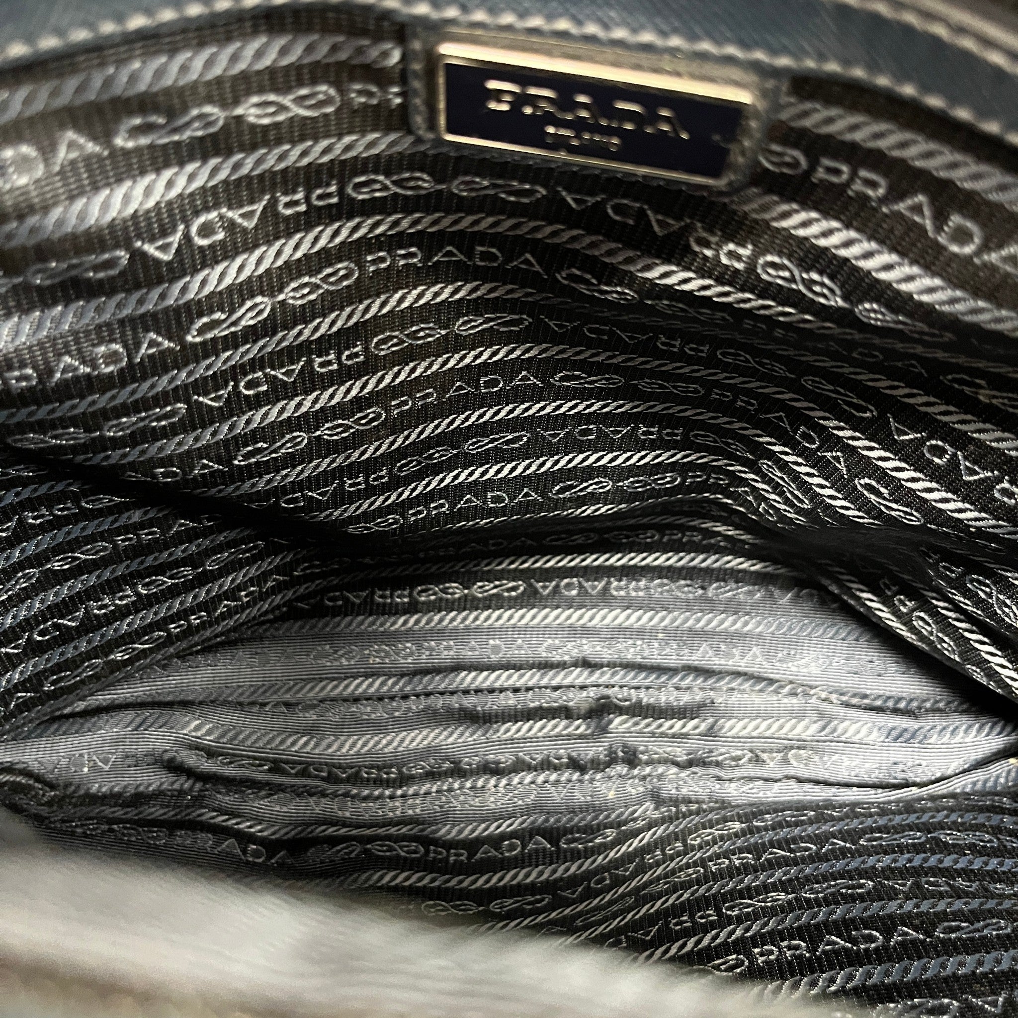 Men's Re-Nylon Plaque Logo Messenger Bag Navy