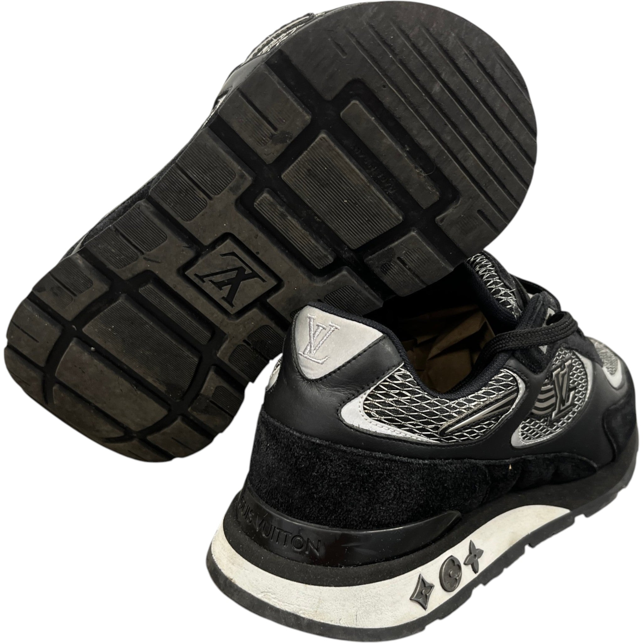 Men's Run Away Low Trainers Black Size EU 40 / UK 6