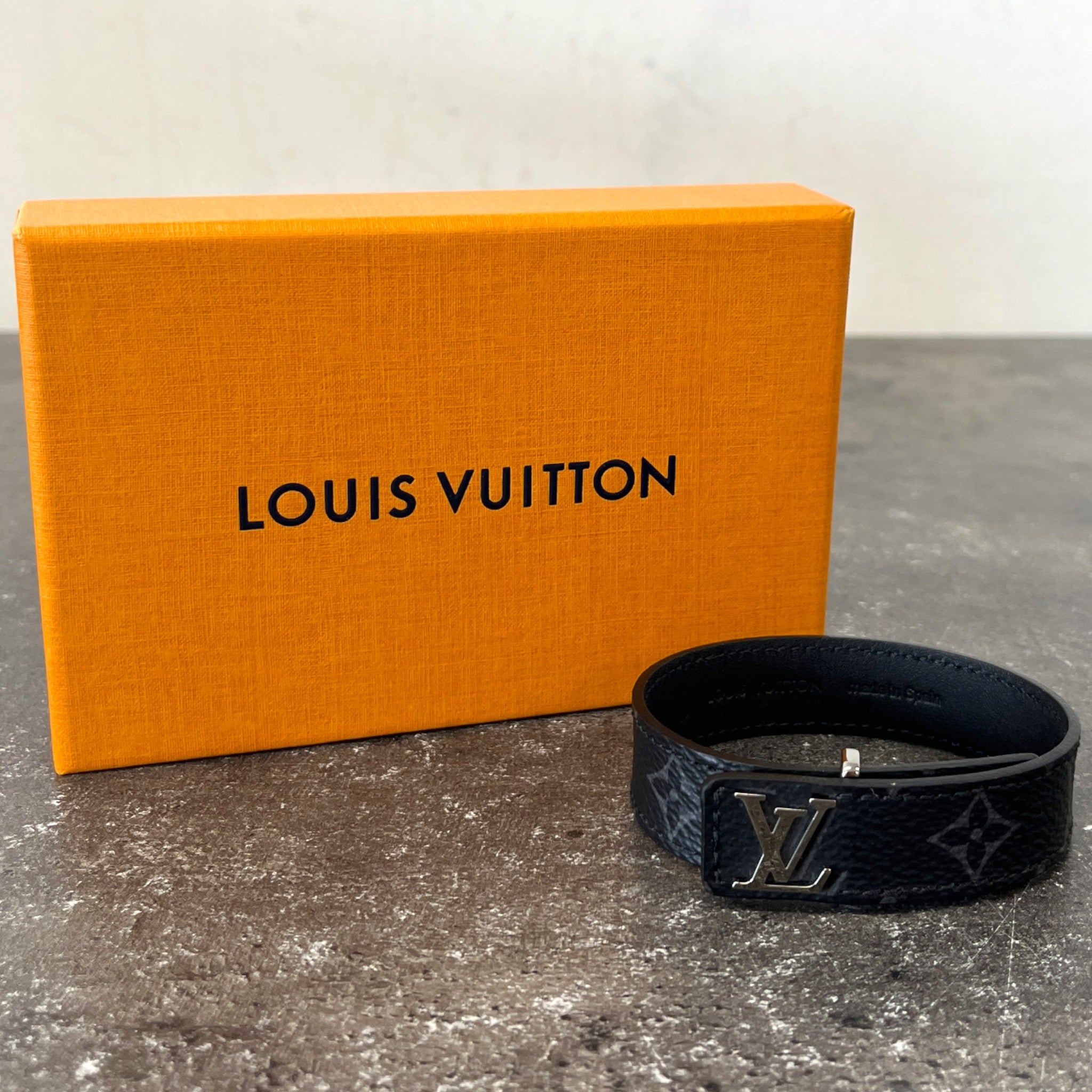 Men's Monogram Eclipse Lv Slim Bracelet Black