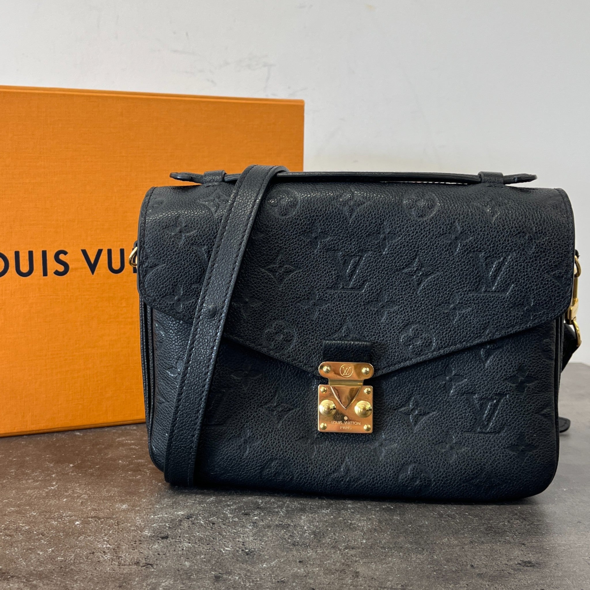 Women's Pochette Métis Bag Black