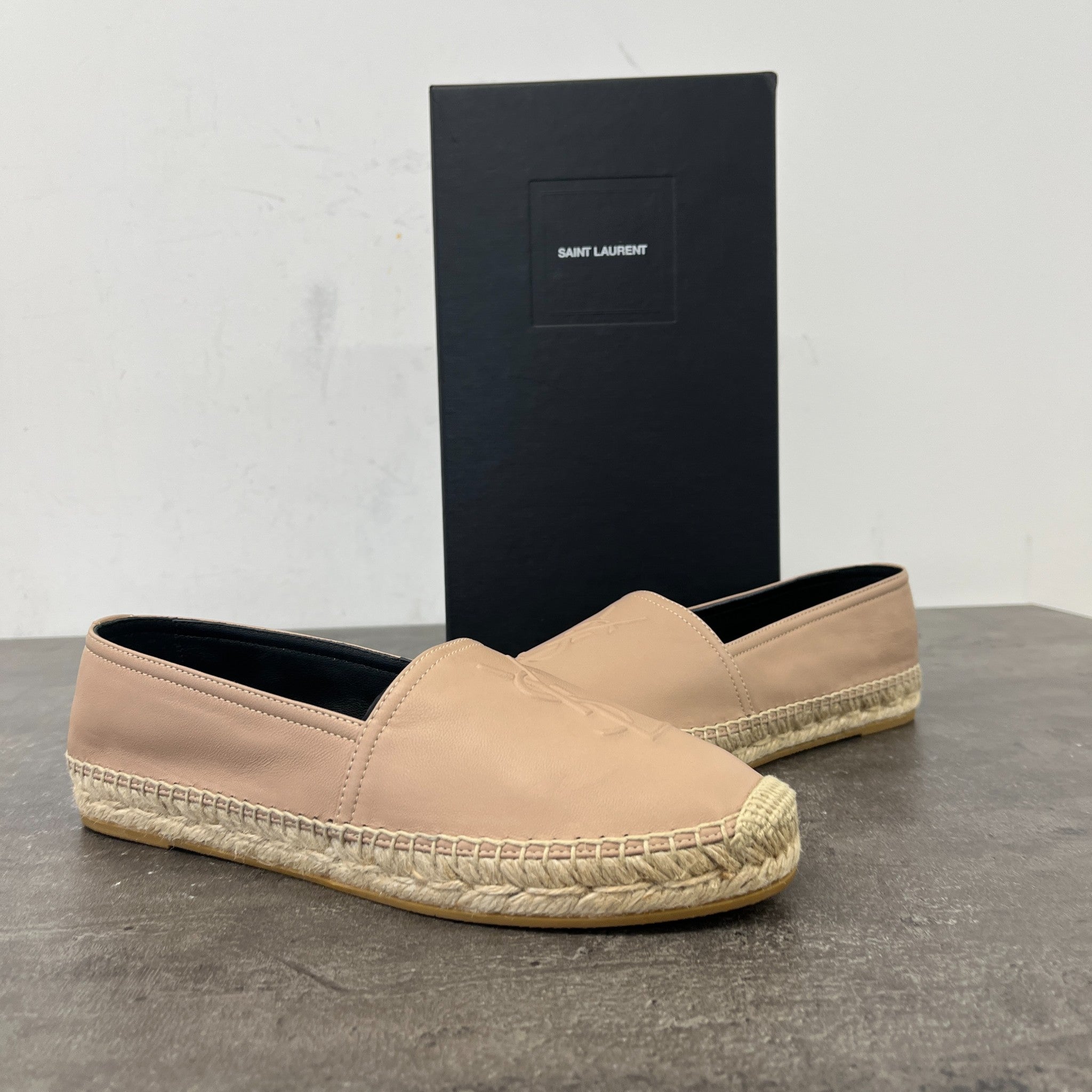 Women's Cassandre Loafers Beige Size EU 38 / UK 5