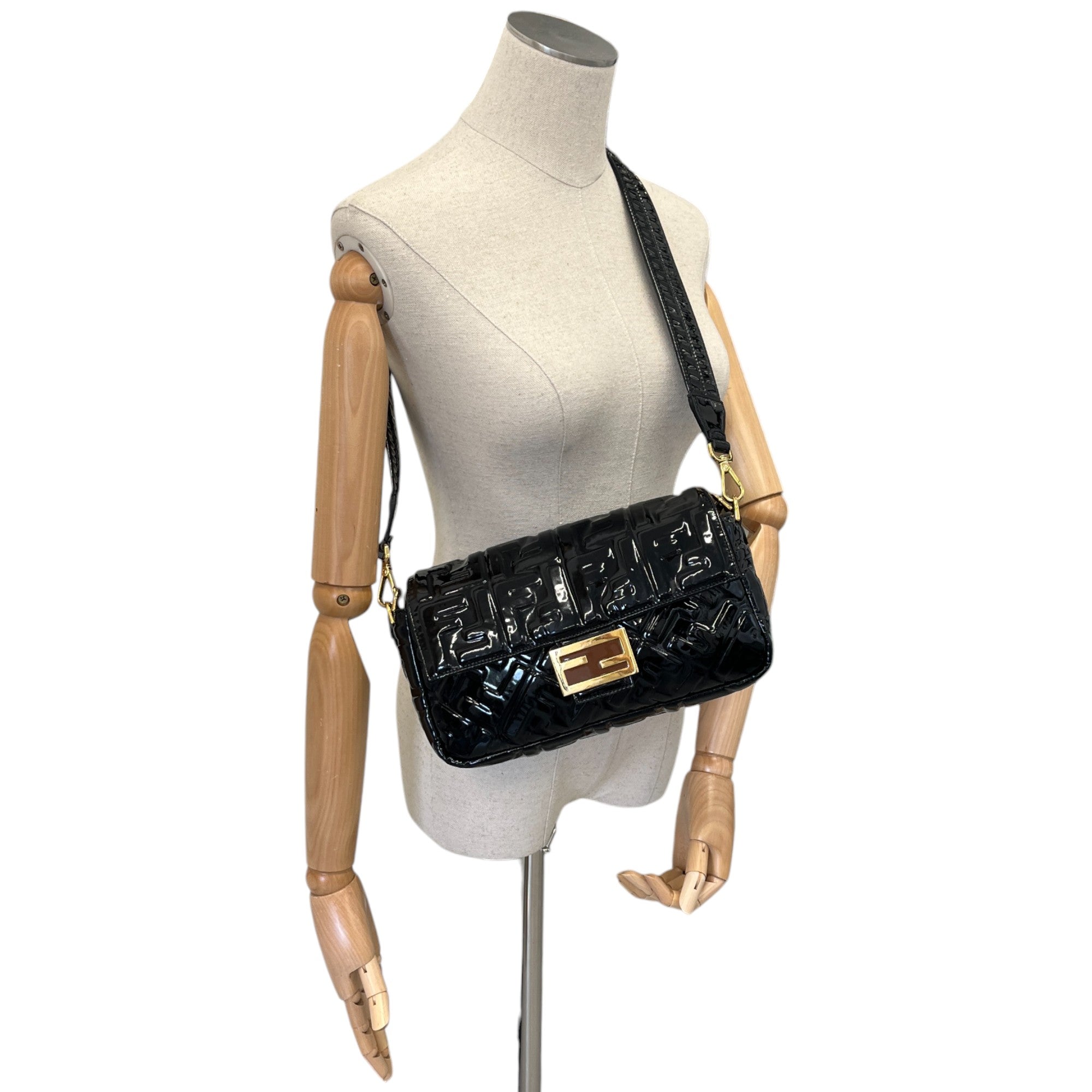 Women's Baguette Bag Black