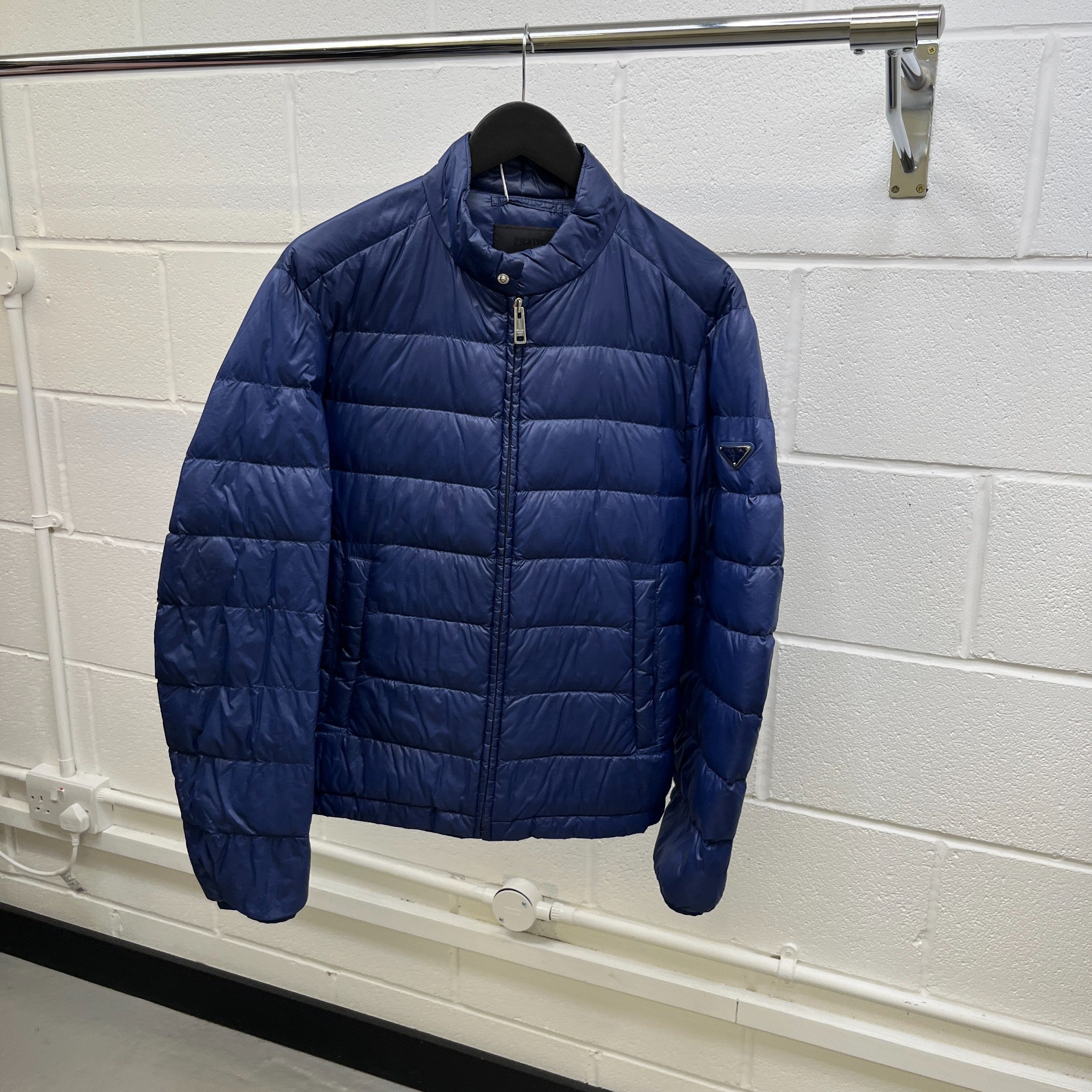 Men's Plaque Logo Down Jacket Navy Size IT 50 / L