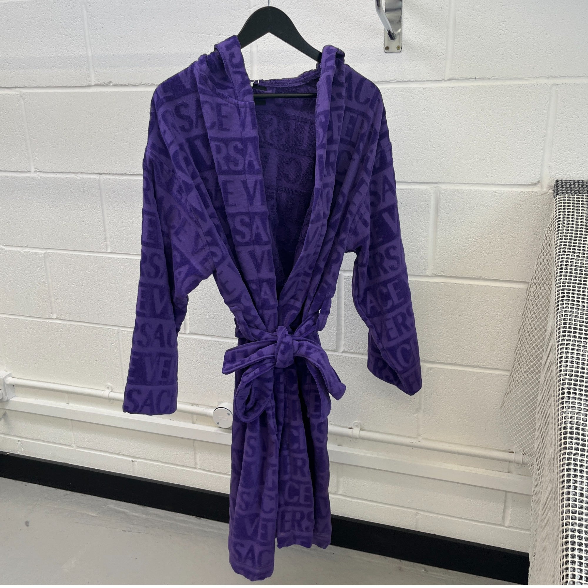 Men's Rhinestone Logo Hooded Bath Robe Purple Size M