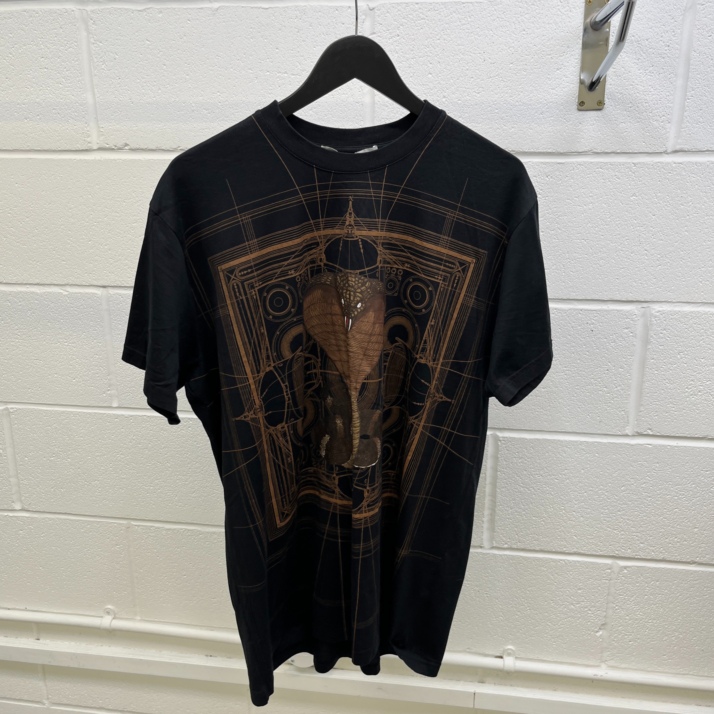 Men's Cobra Map Print T-Shirt Black Size S