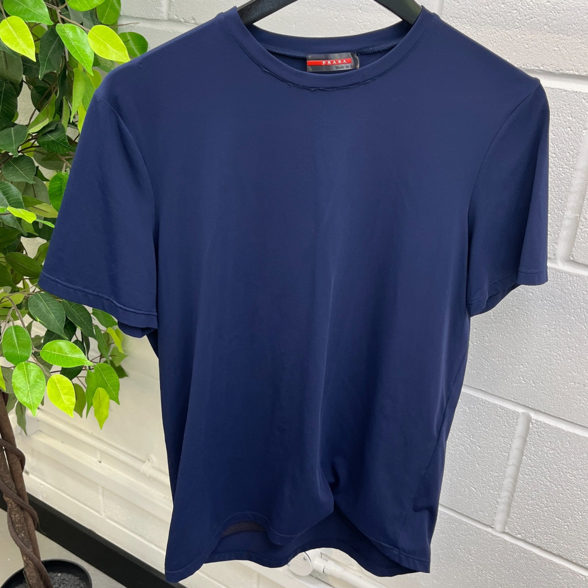 Men's Zip Pocket T-Shirt Blue Size M