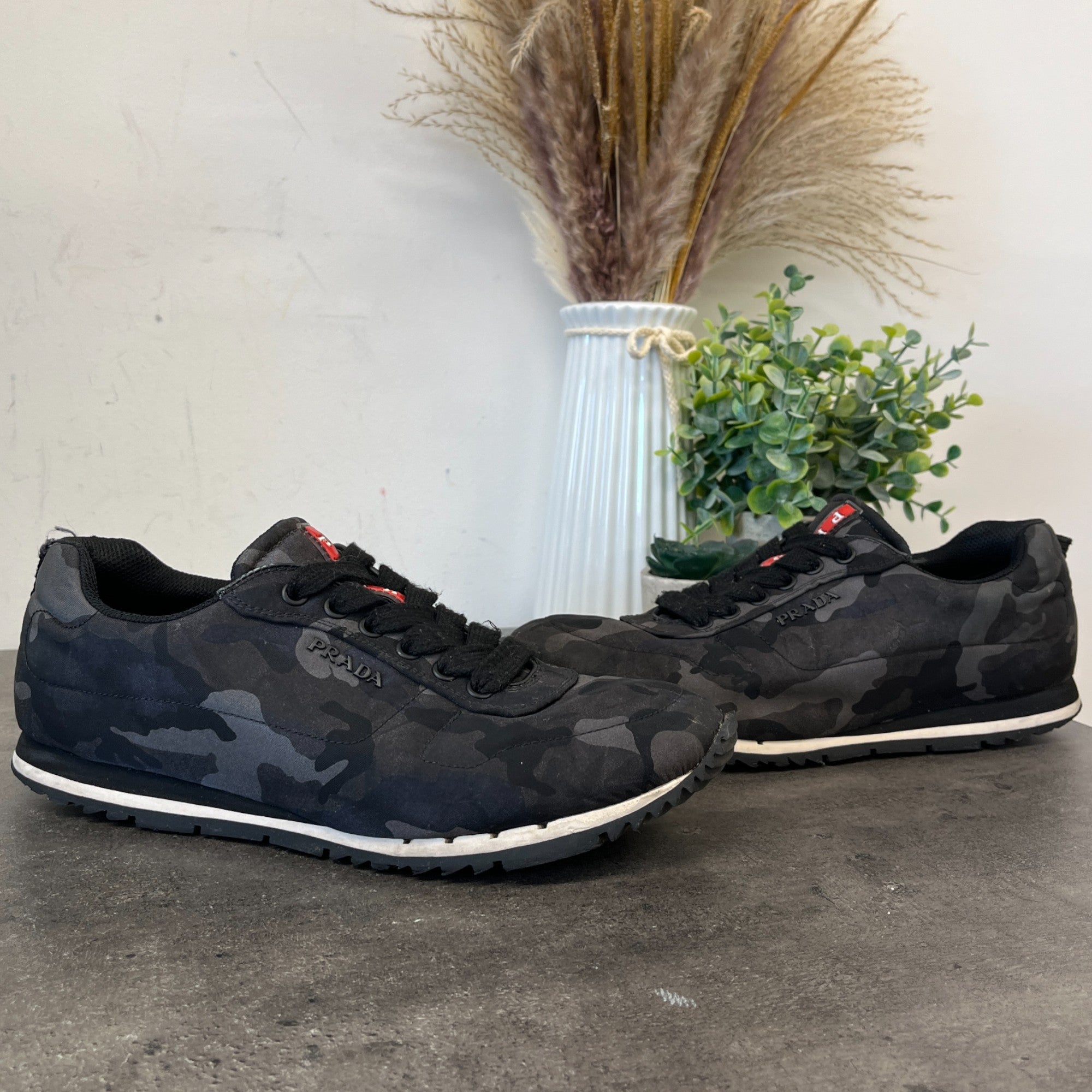 Men's Linear Rosa Camo Low Trainers Black Size EU 39 / UK 5