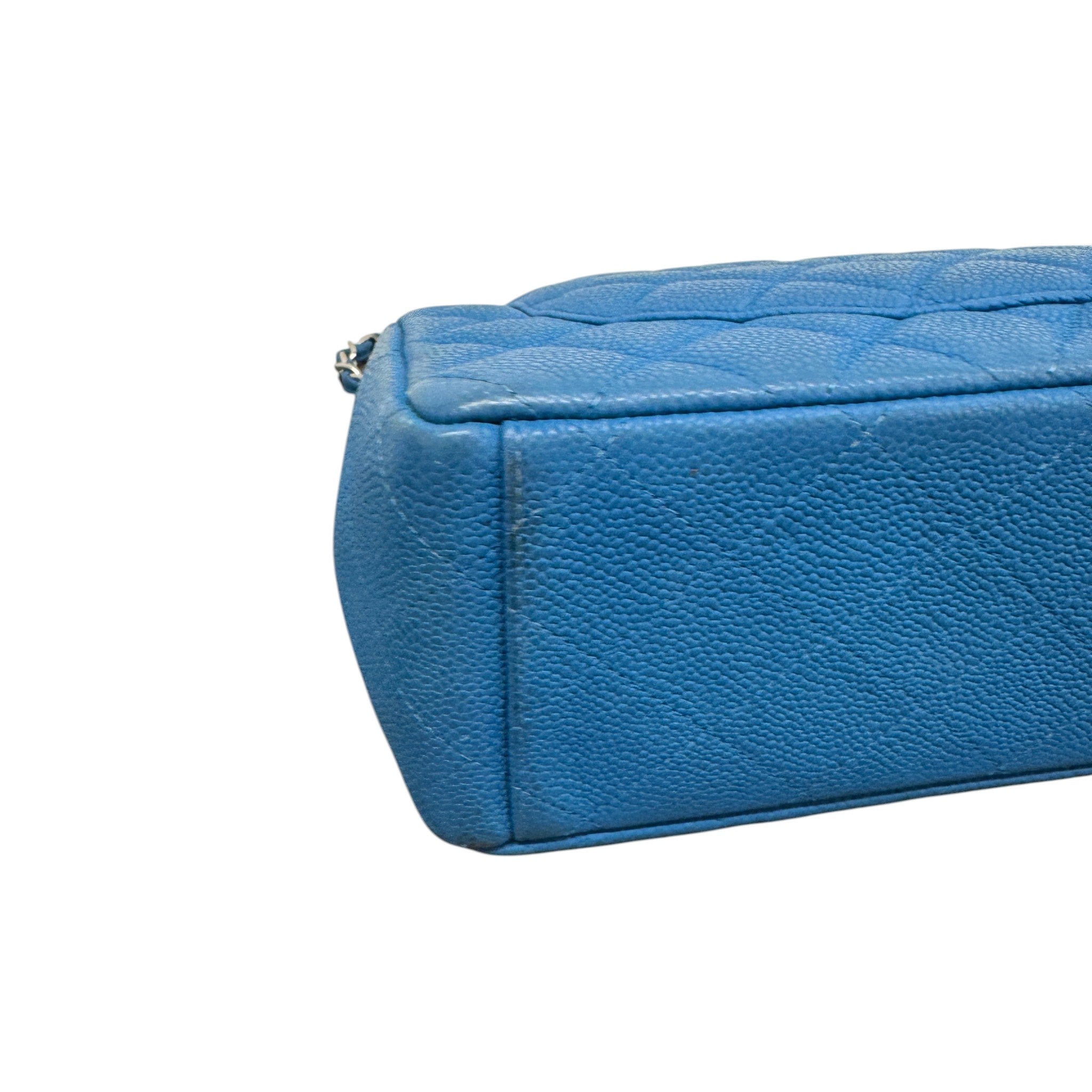 Women's Caviar Classic Flap Jumbo Handbag Blue