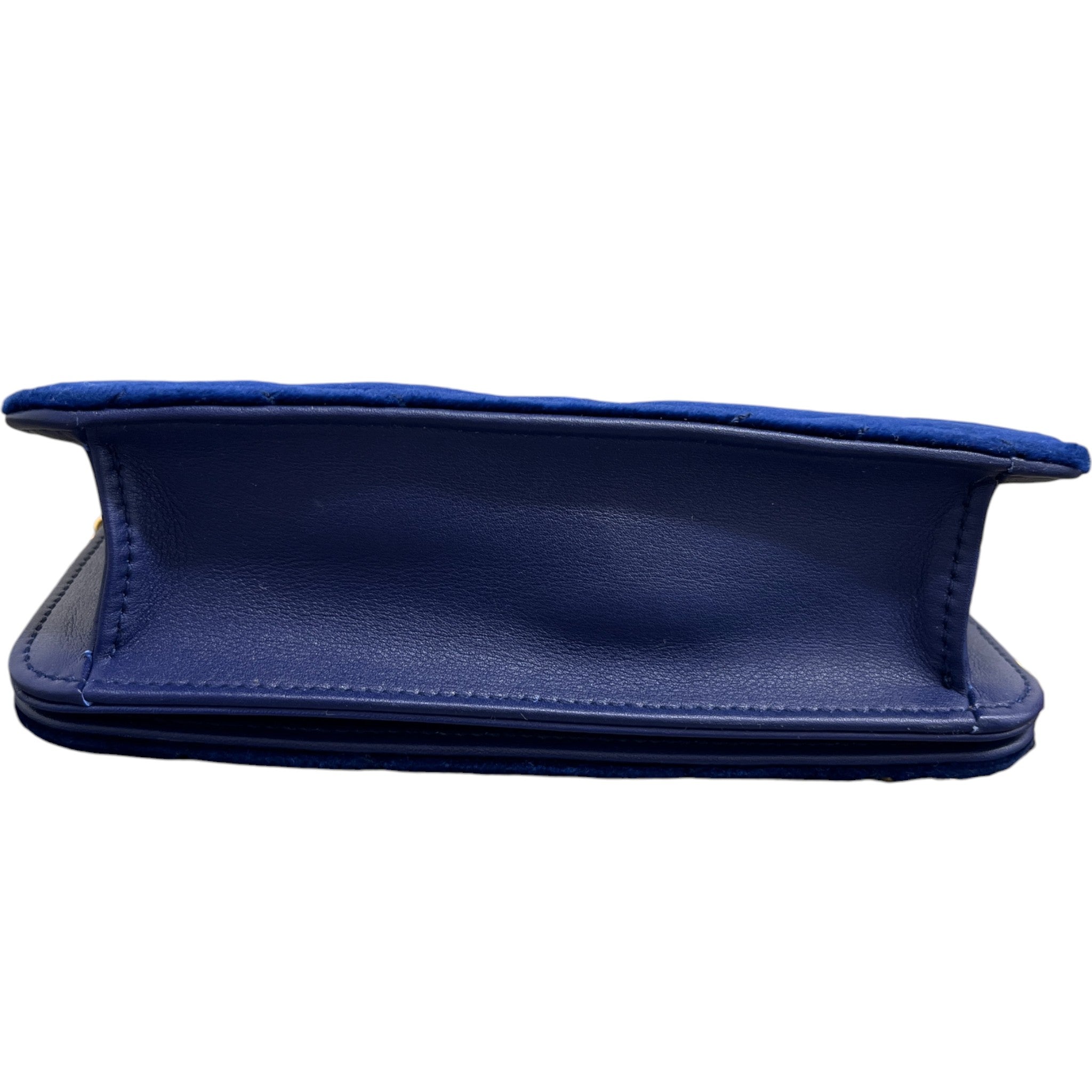 Women's Gg Marmont Super Mini Handbag Blue