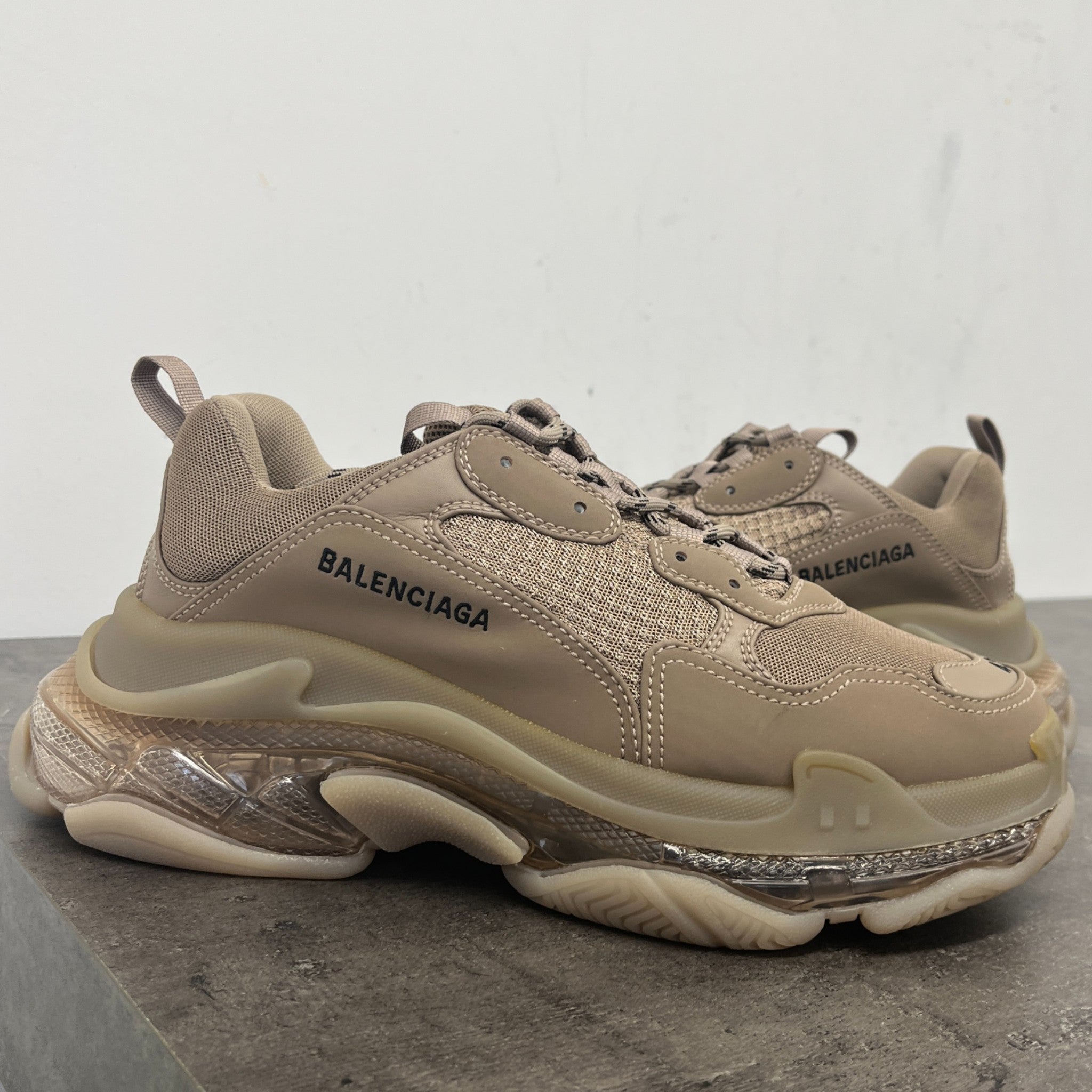 Men's Triple S Low Trainers Beige Size EU 42 / UK 8