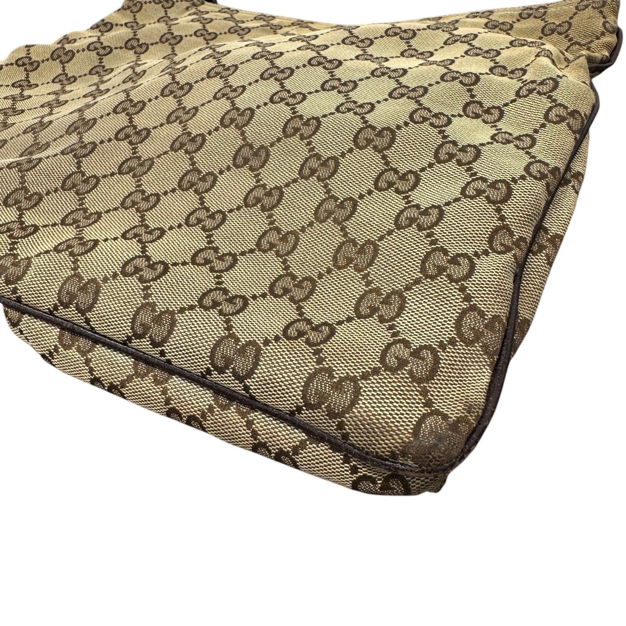 Men's Gg Supreme Web Messenger Bag Brown