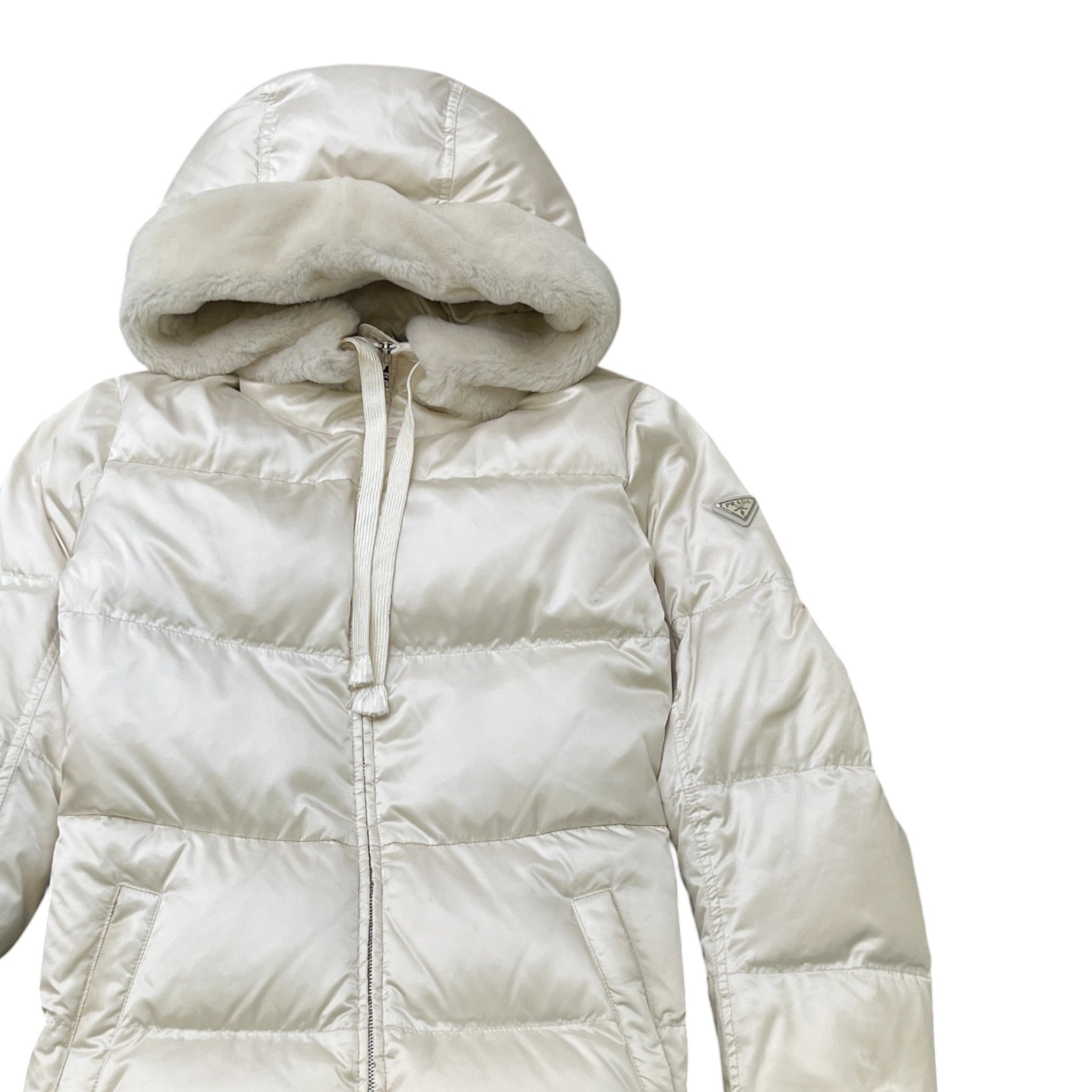 Women's Plaque Logo Quilted Down Jacket Cream Size IT 42 / UK 10