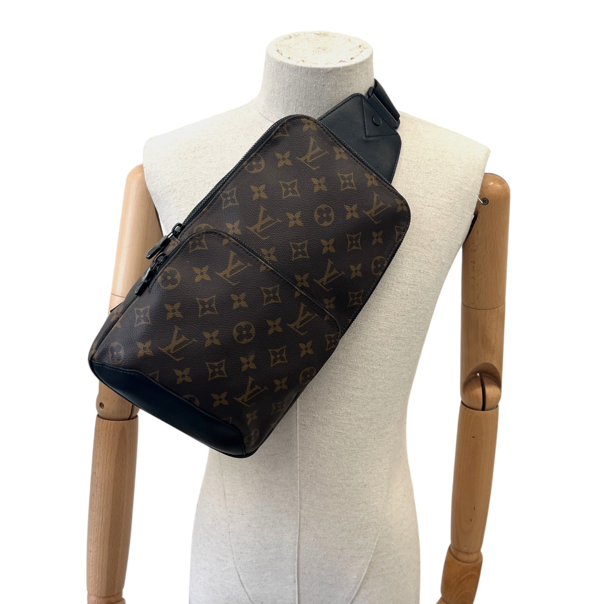 Men's Monogram Avenue Pm Slingbag Bag Brown