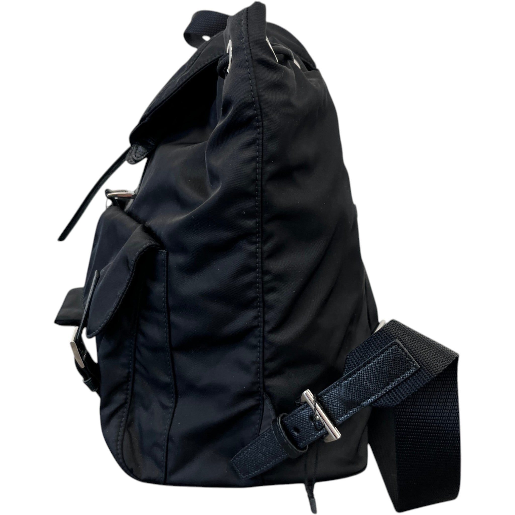 Women's Re-Nylon Plaque Logo Backpack Black