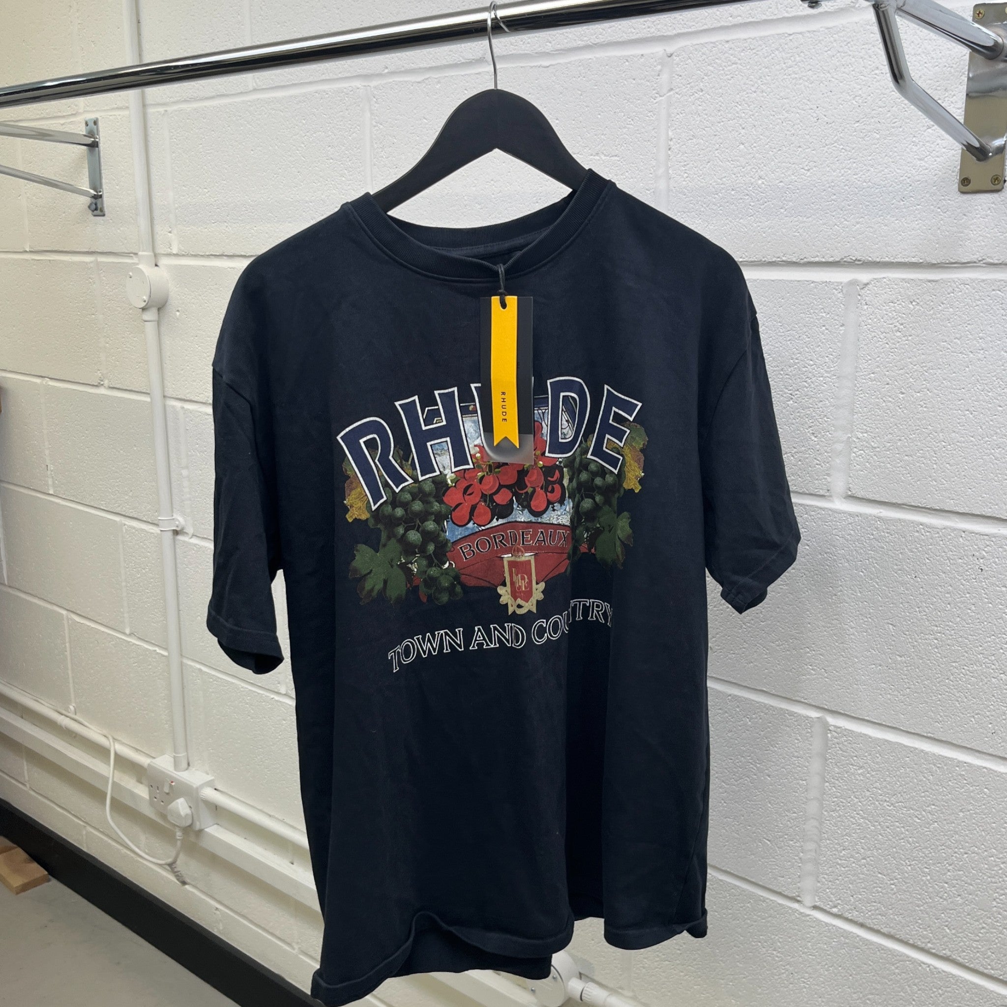 Men's Town And Country Vintage T-Shirt Black Size M