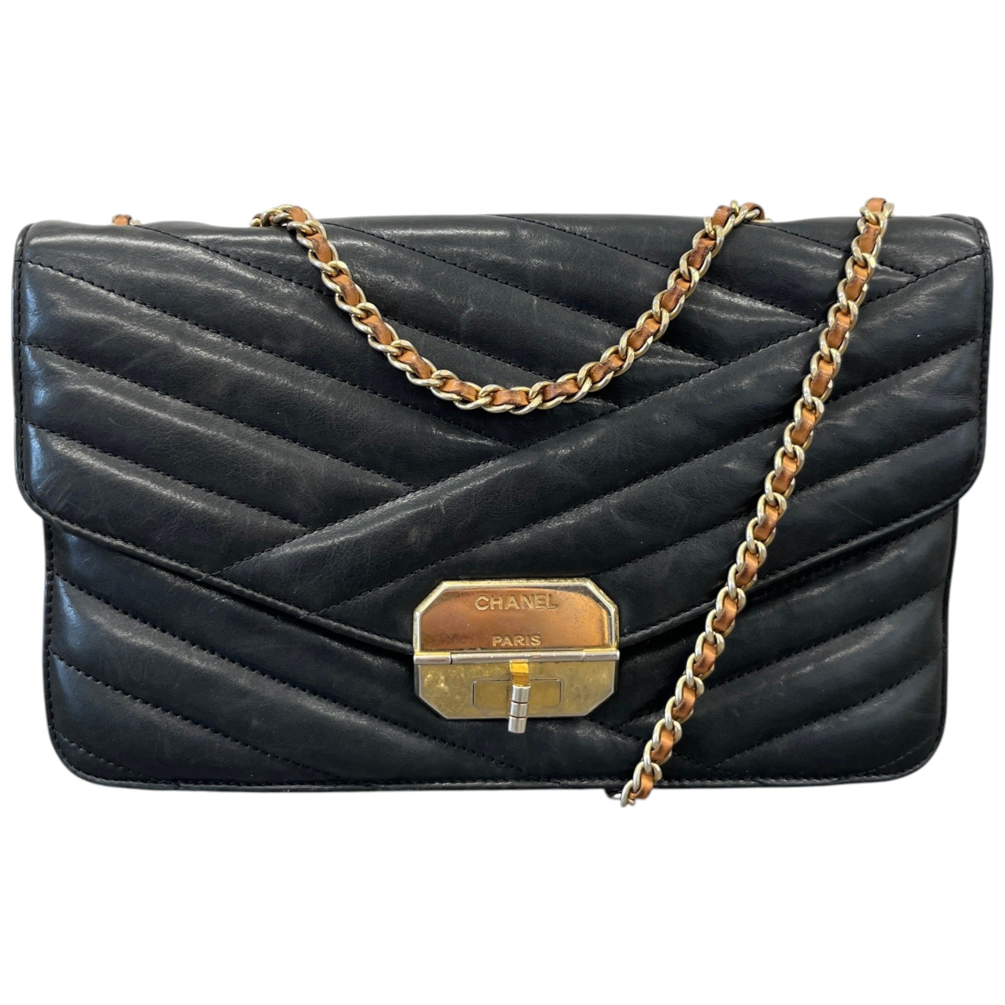 Women's Gabrielle Chevron Flap Bag Black