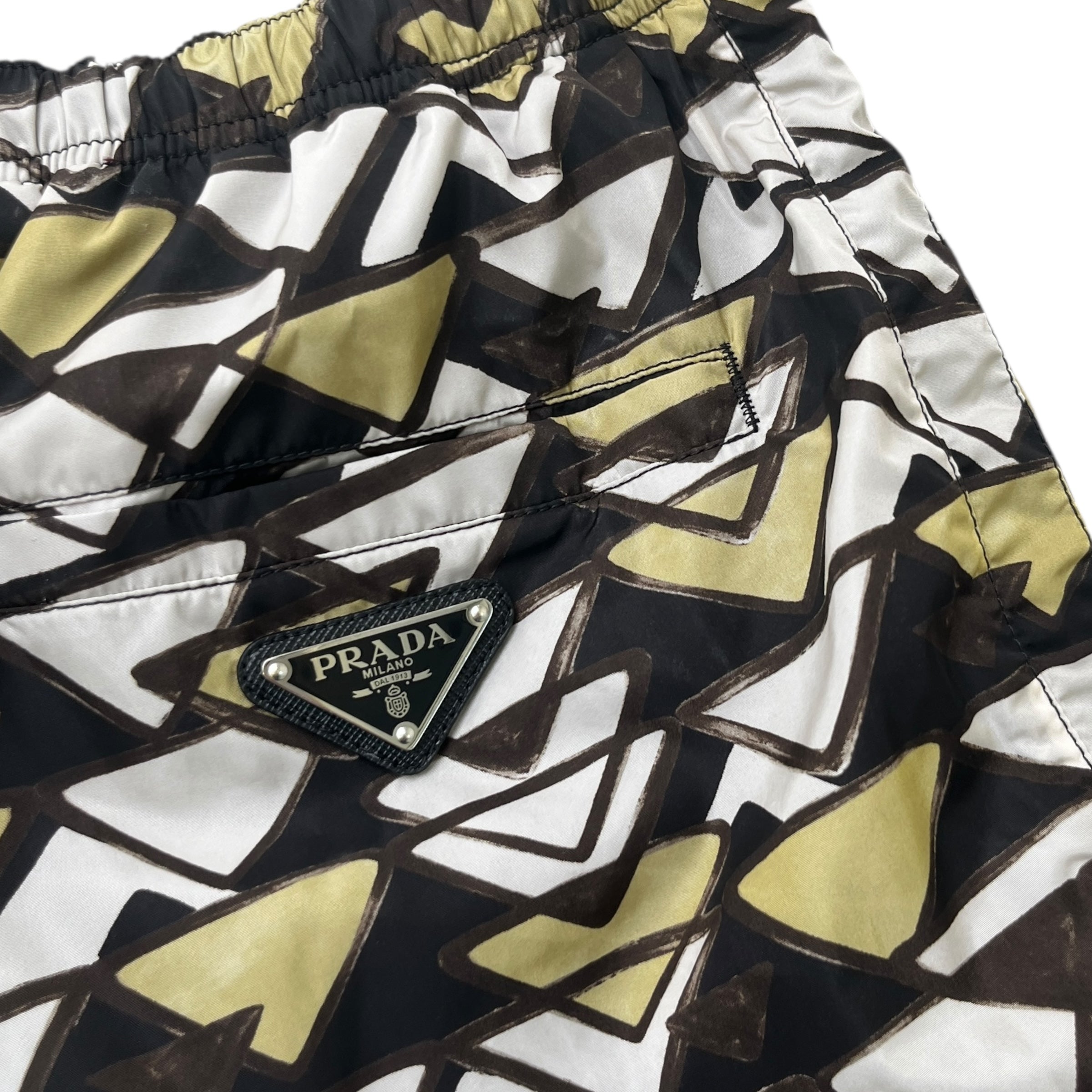 Men's Re-Nylon Geometric Plaque Swim Shorts Black Size W32 / IT 48