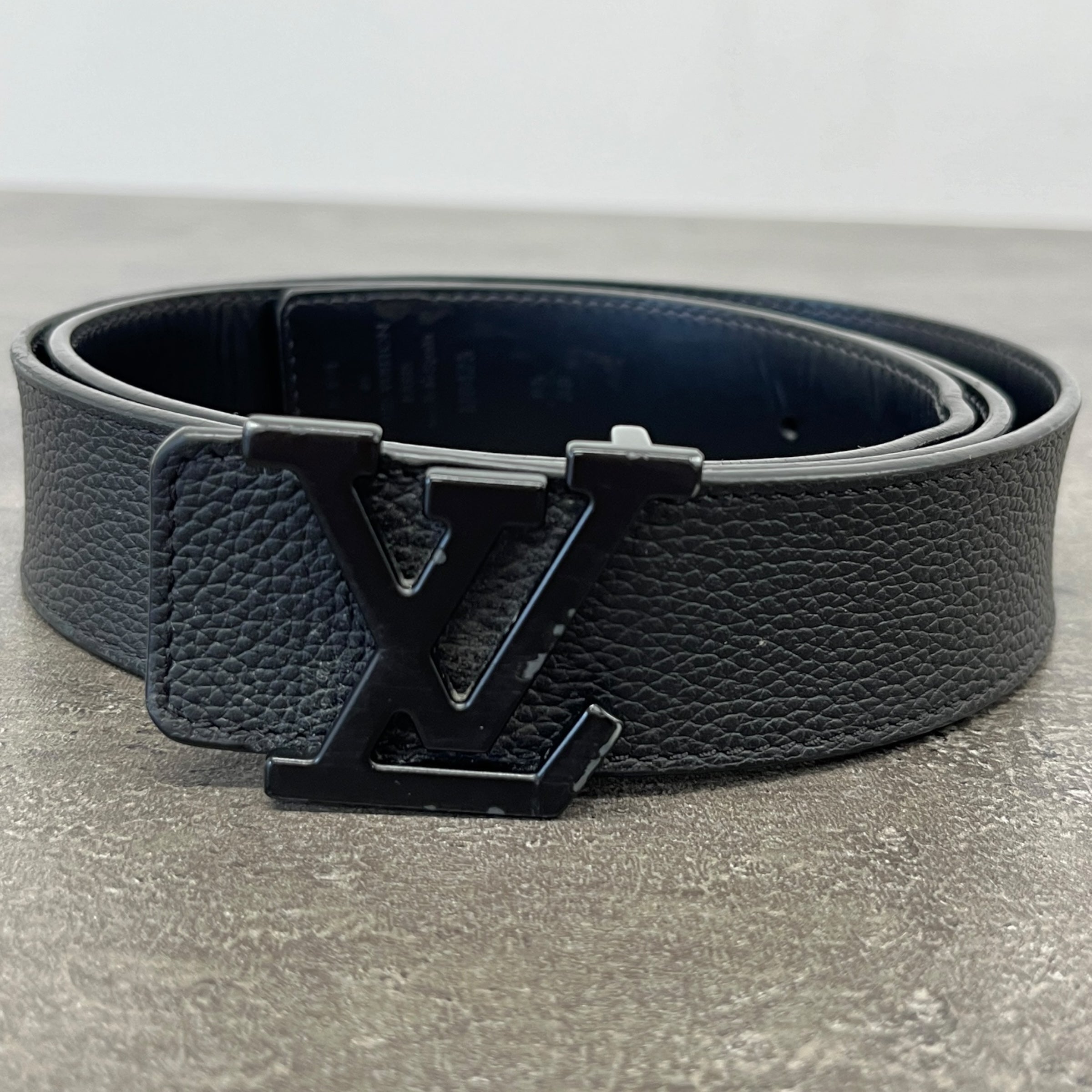 Men's Lv Reversible Belt Black Size Waist 38"