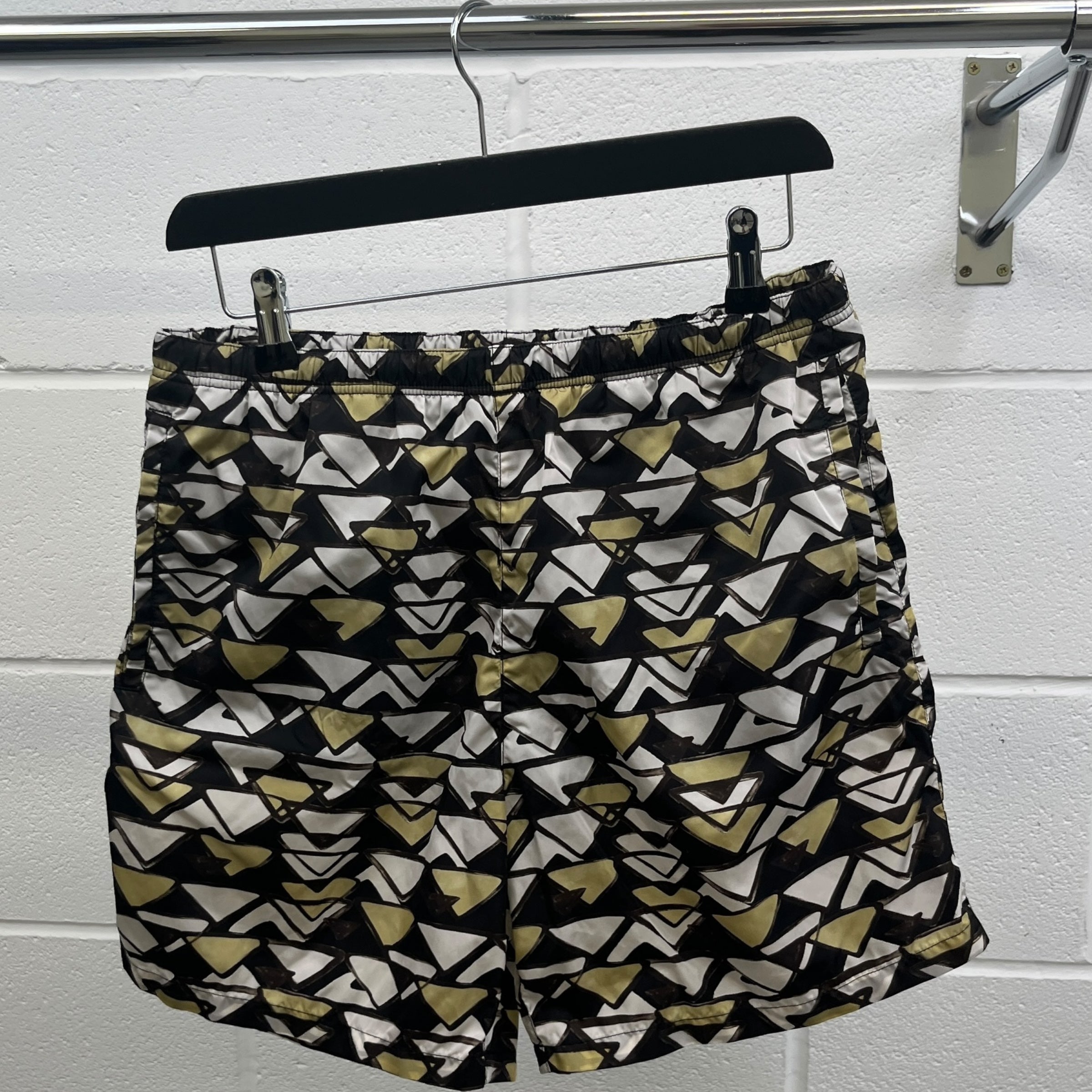 Men's Re-Nylon Geometric Plaque Swim Shorts Black Size W32 / IT 48