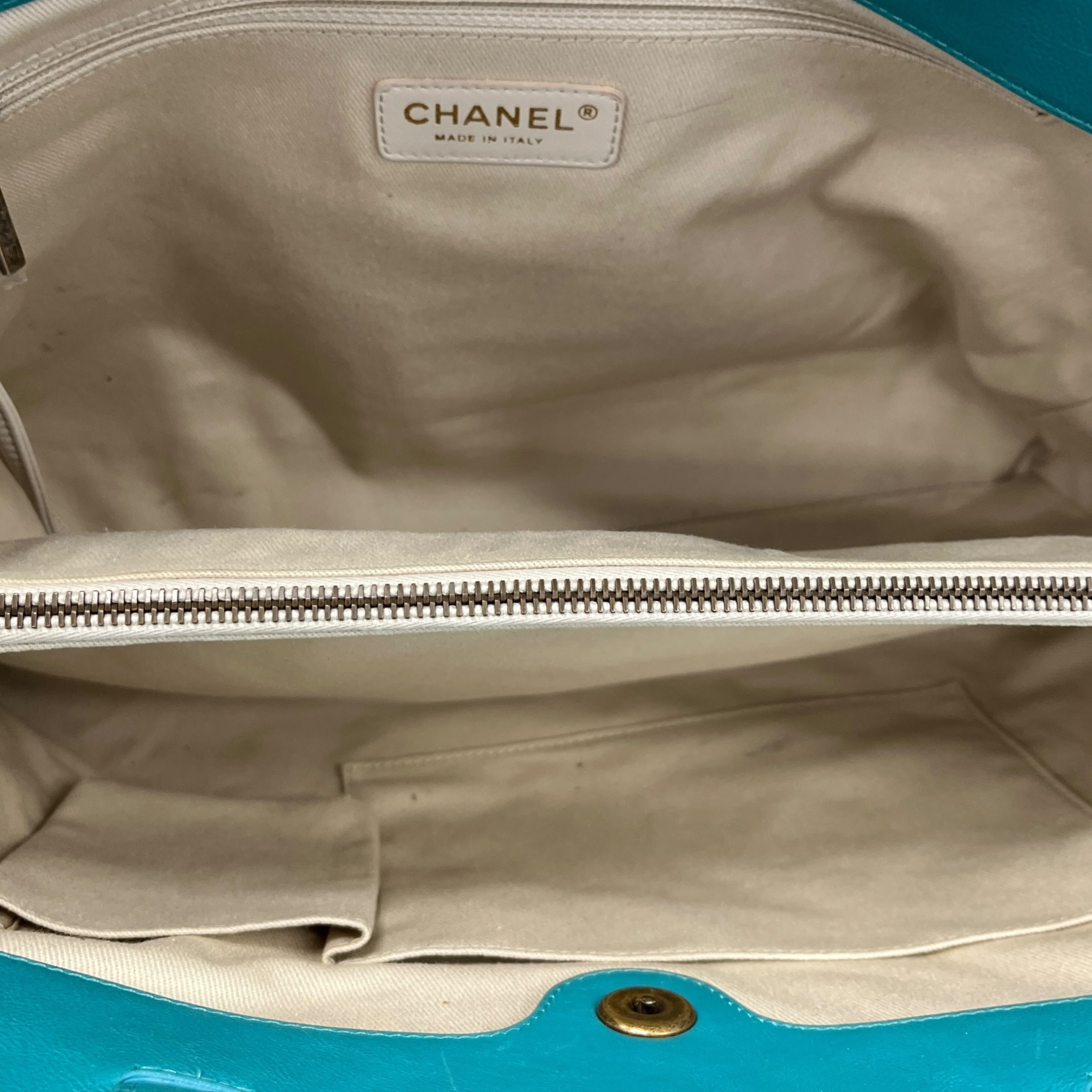 Women's Retro Girl Tote Handbag Blue