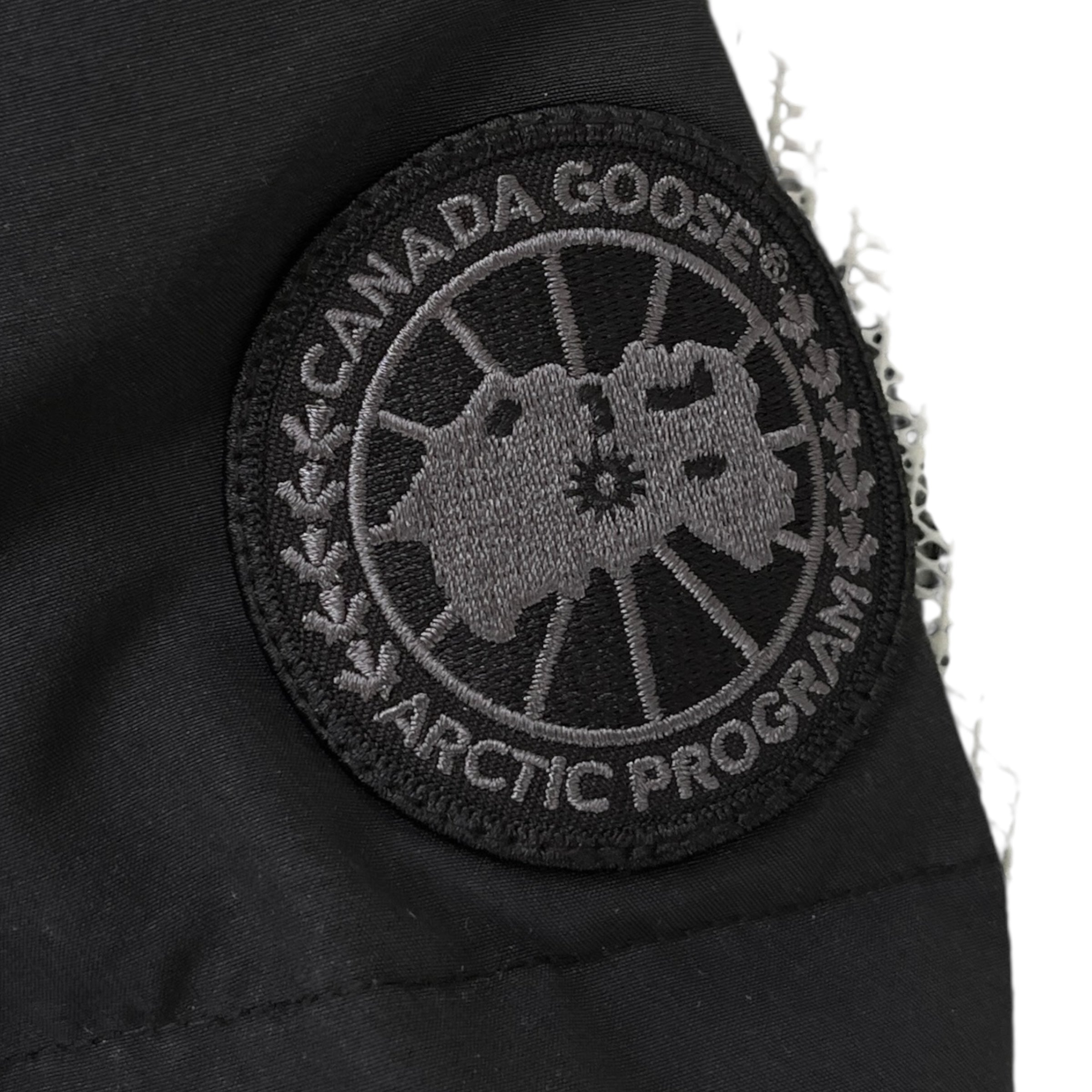 Men's Macmillan Parka Down Jacket Black Size XS