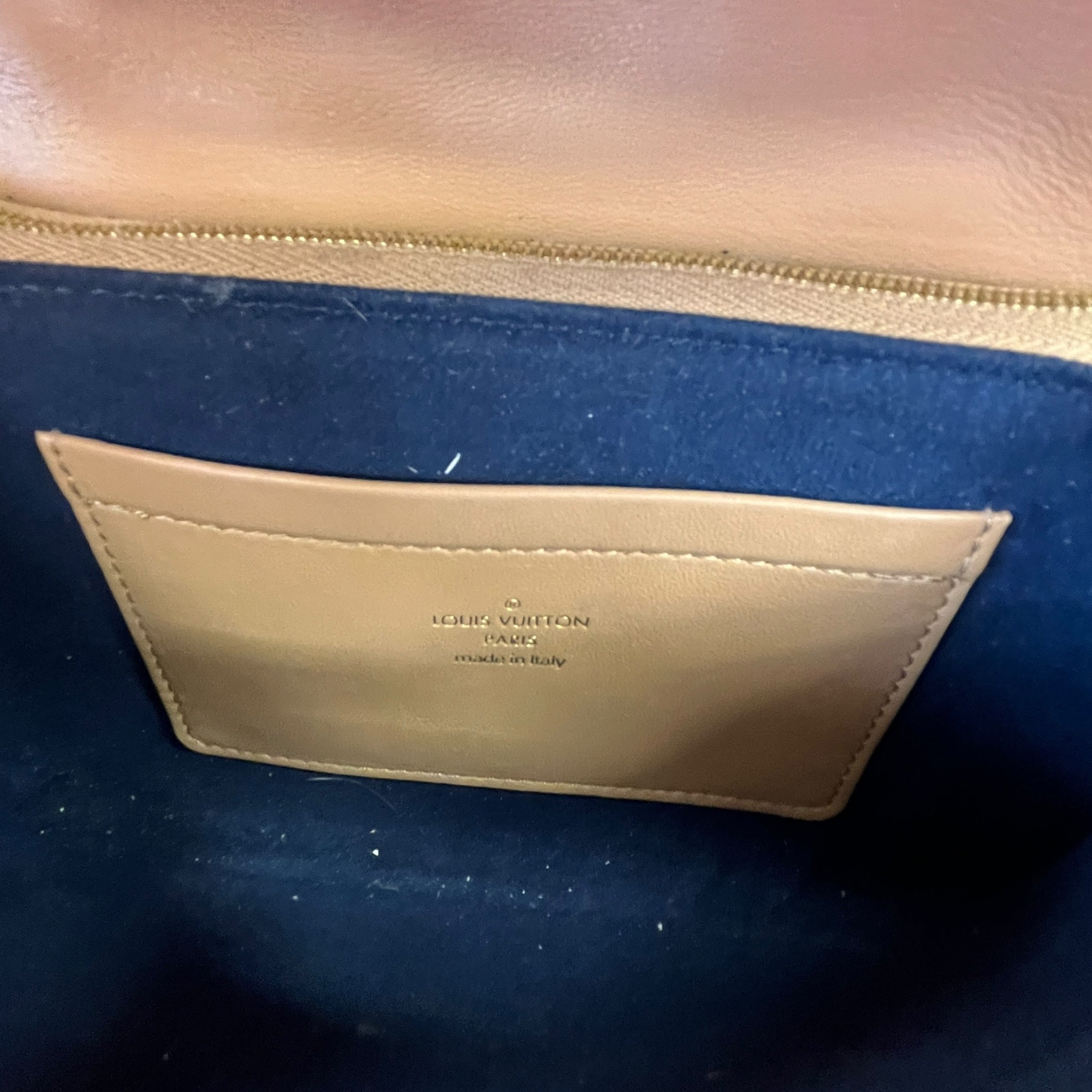 Women's Pochette Coussin Bag Beige