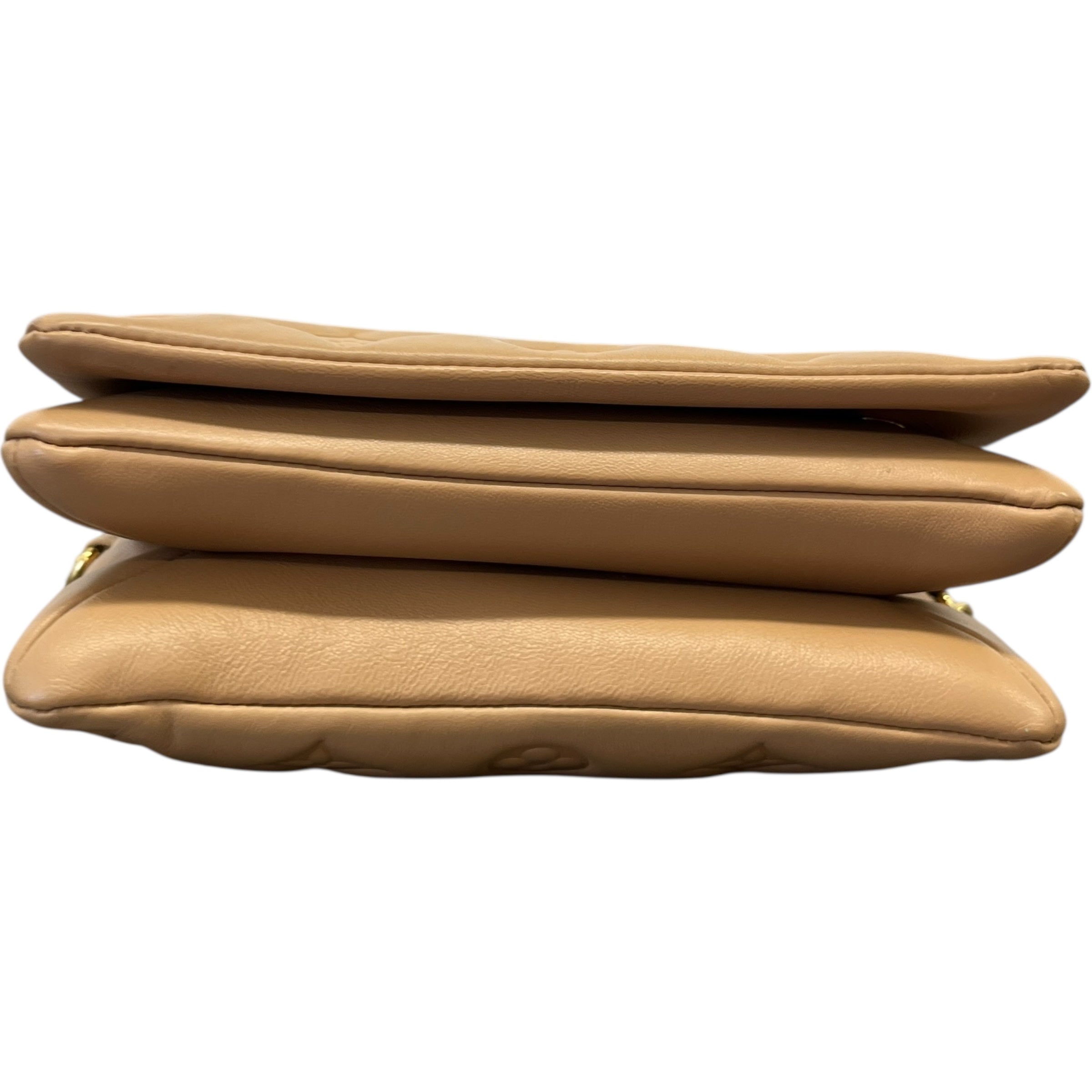 Women's Pochette Coussin Bag Beige