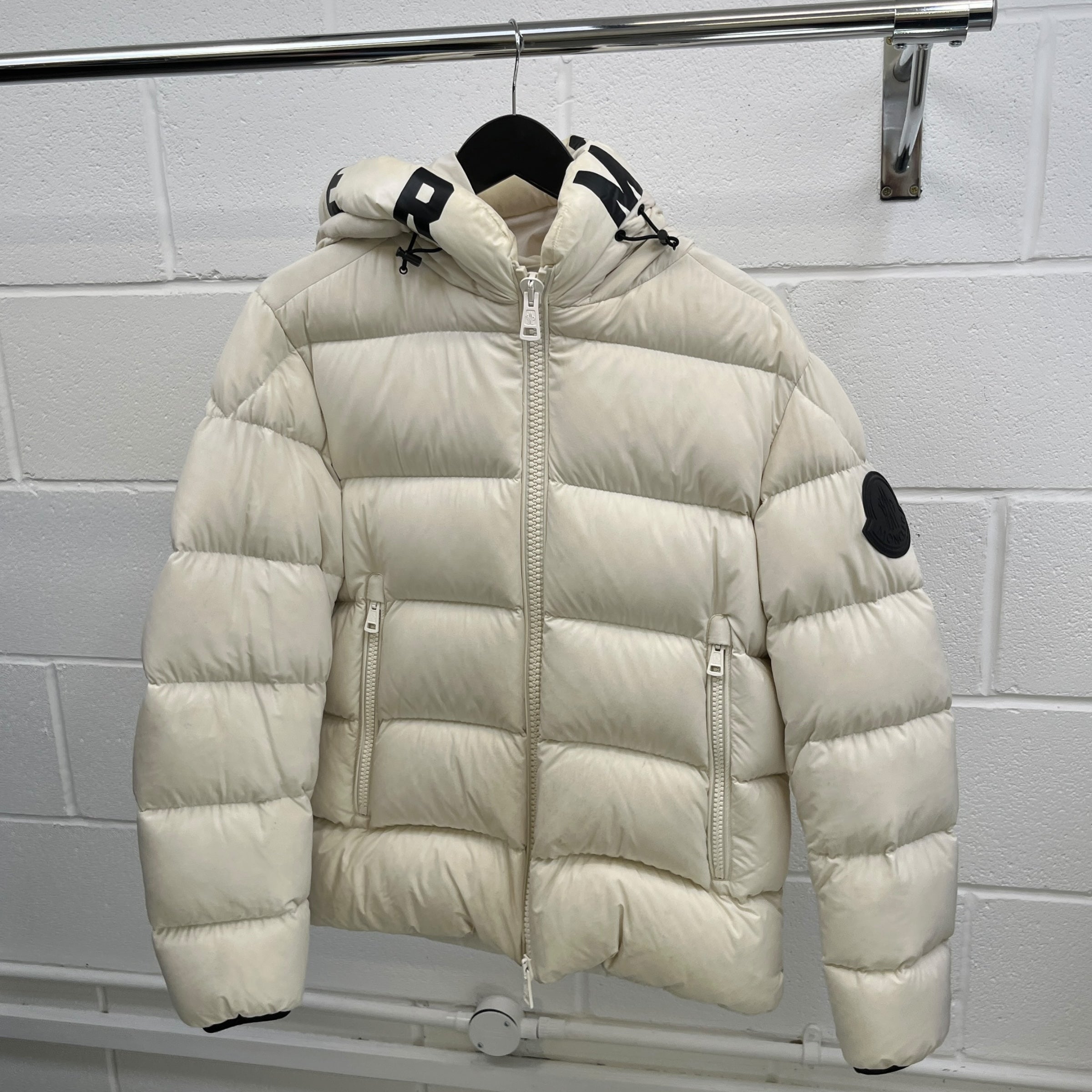 Men's Dubois Down Jacket Cream Size 2 / M
