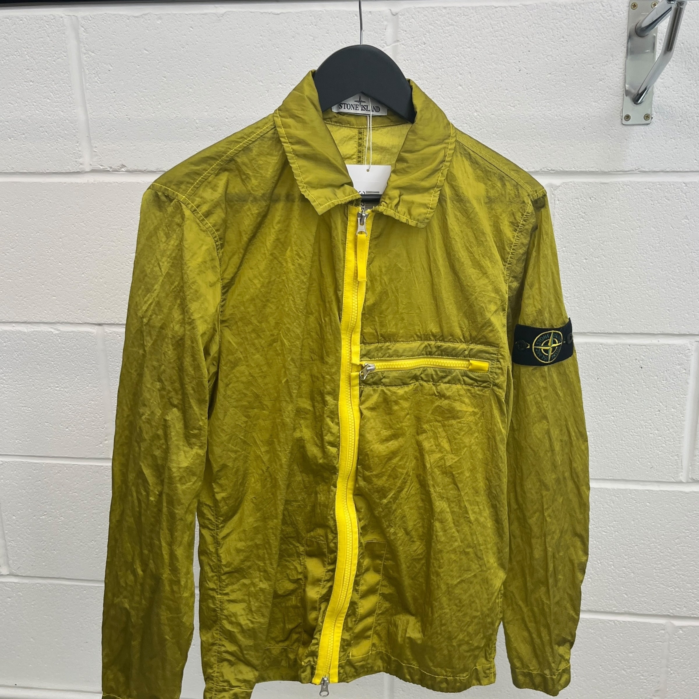 Men's Embroidered Logo Jacket Yellow Size M